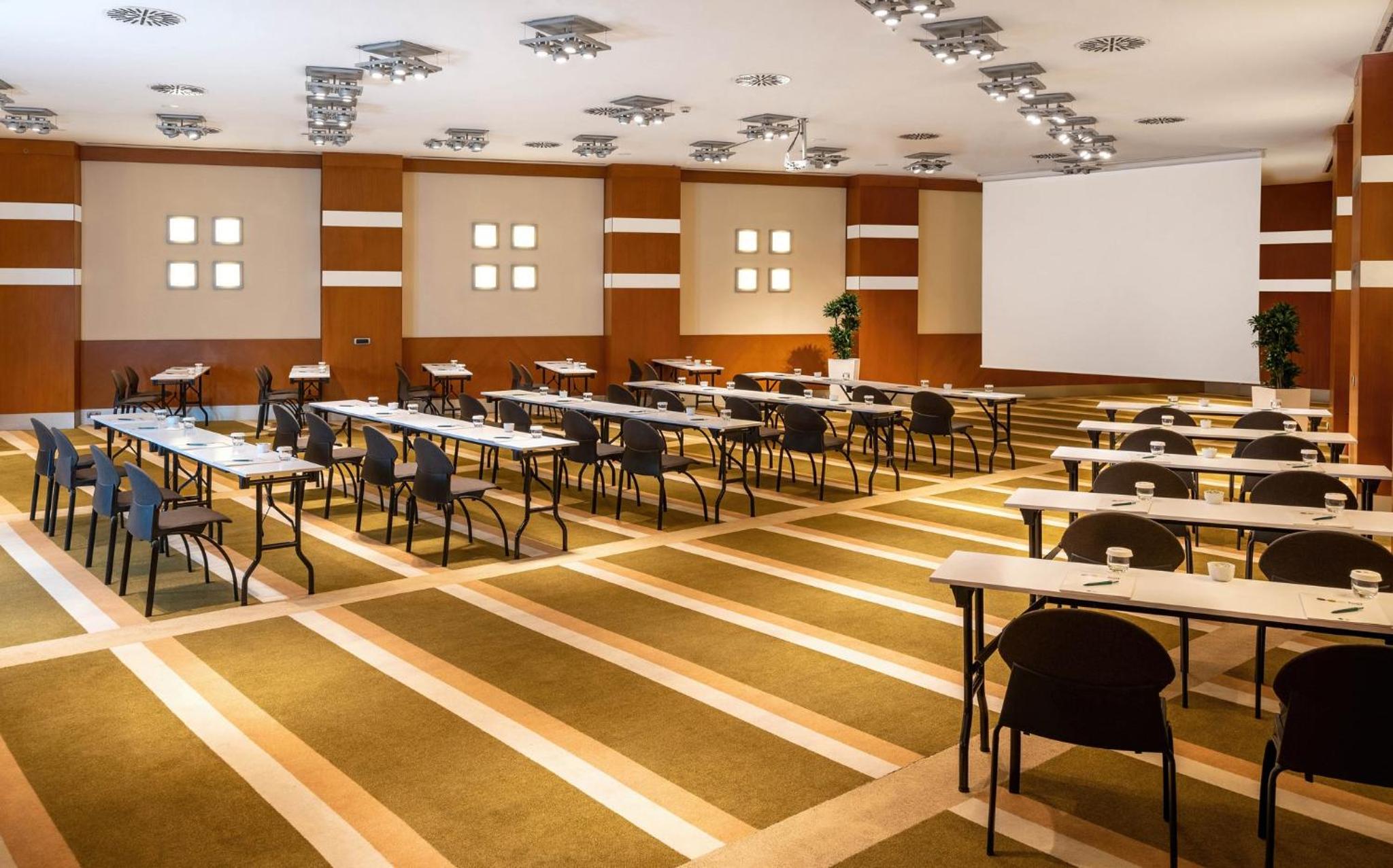 Point Hotel Taksim - Image 59