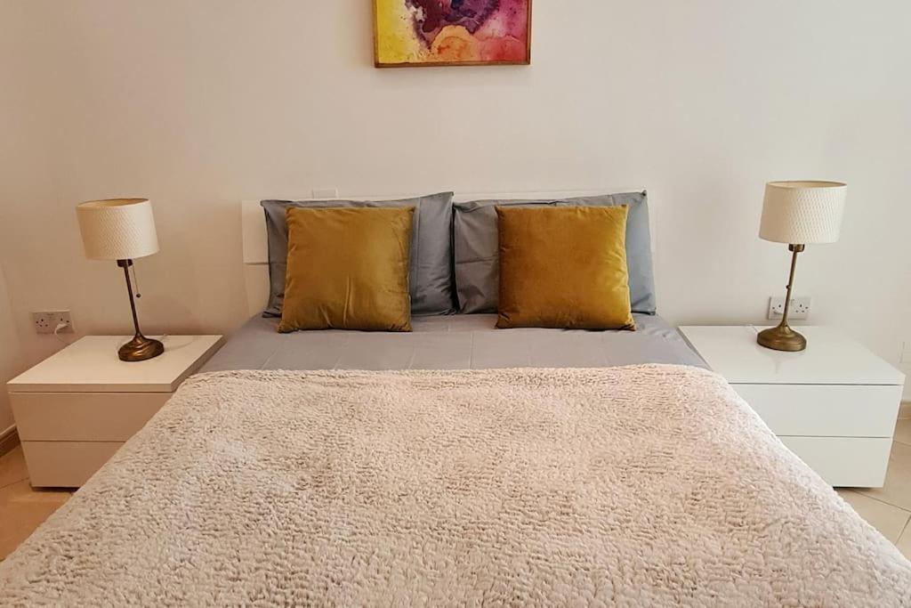 Seaview 2 Bedroom Ap. in Spinola photo 5