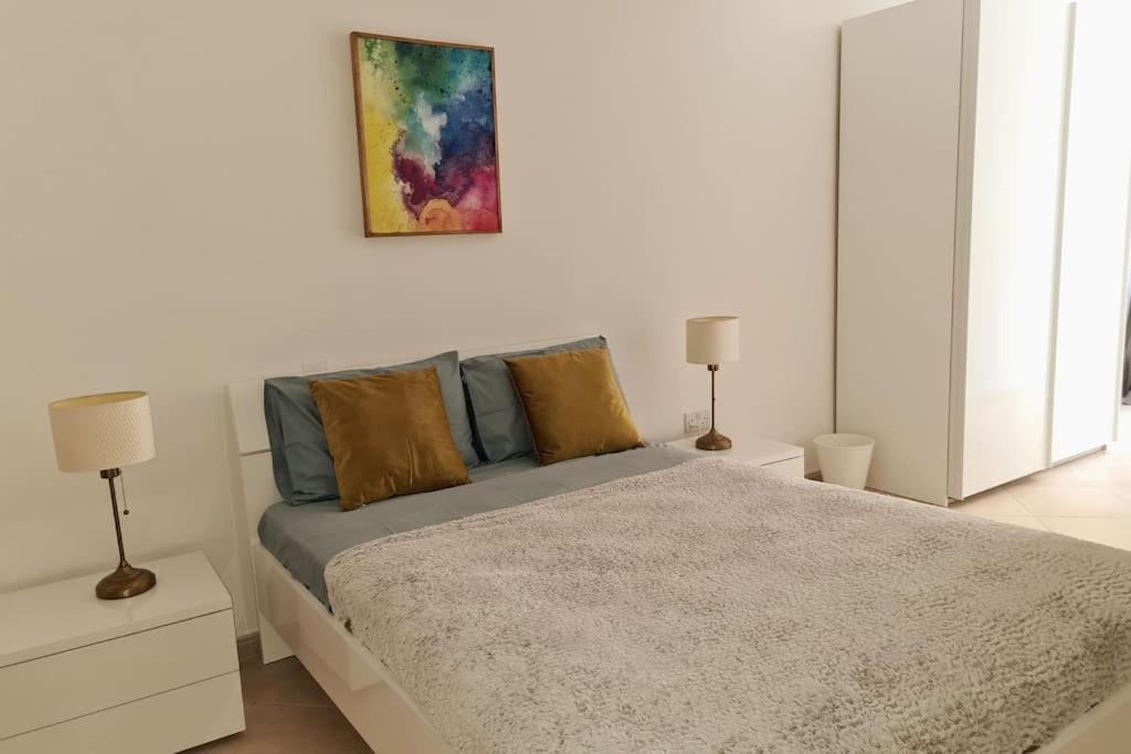 Seaview 2 Bedroom Ap. in Spinola photo 4