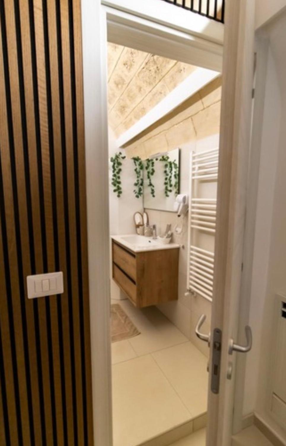 LC Luxury Apartment