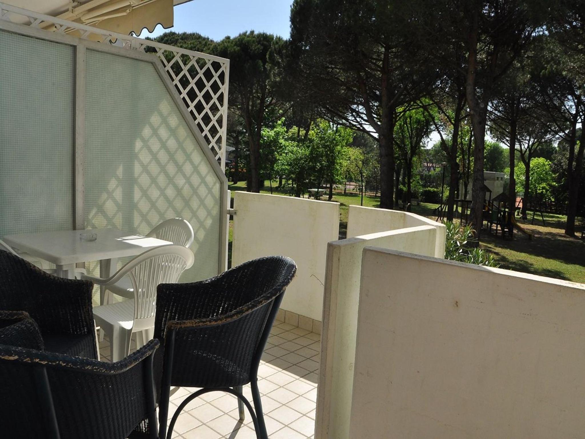 Family flat in a residence with 3 pools-Beahost