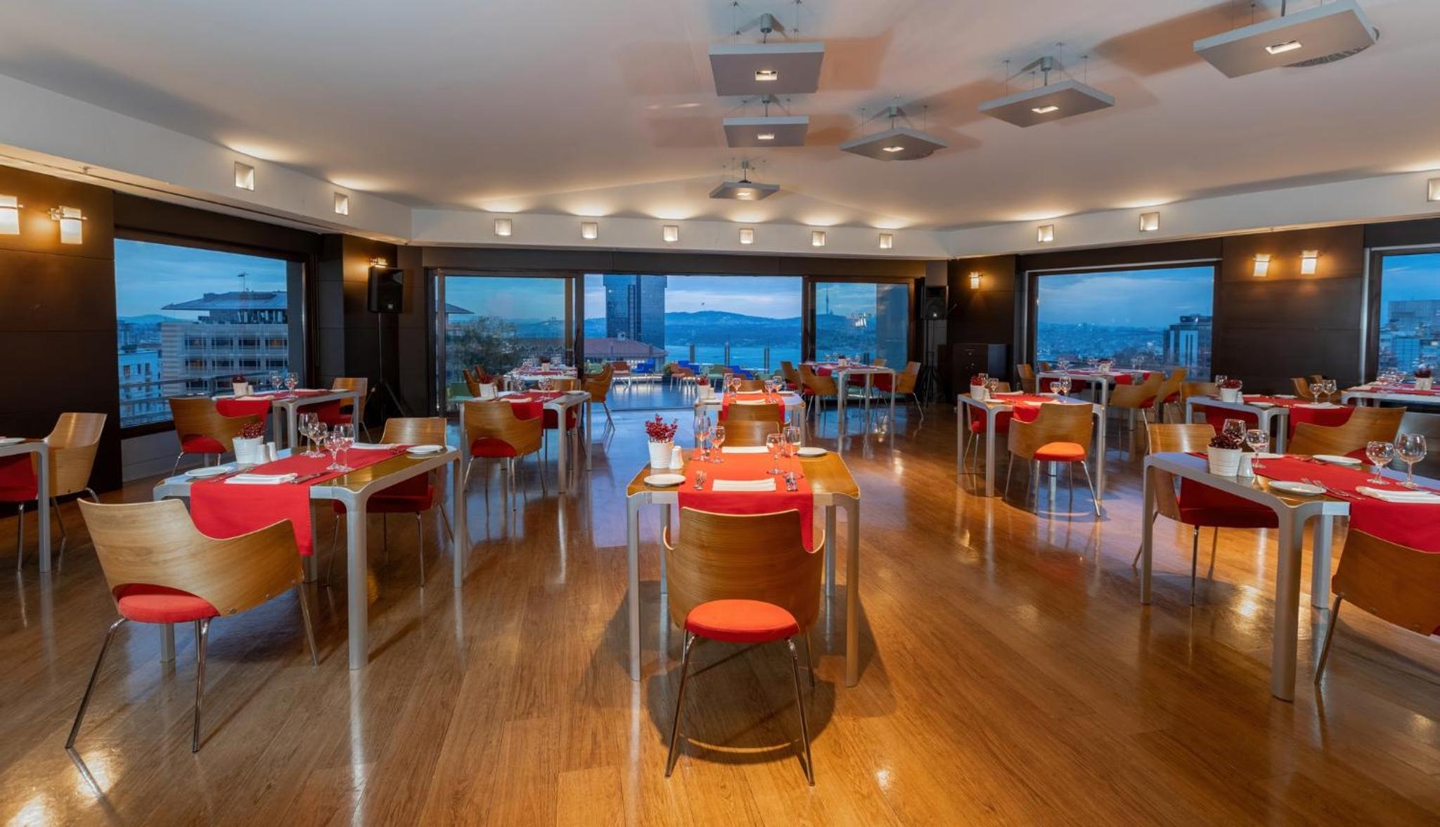 Point Hotel Taksim - Image 62