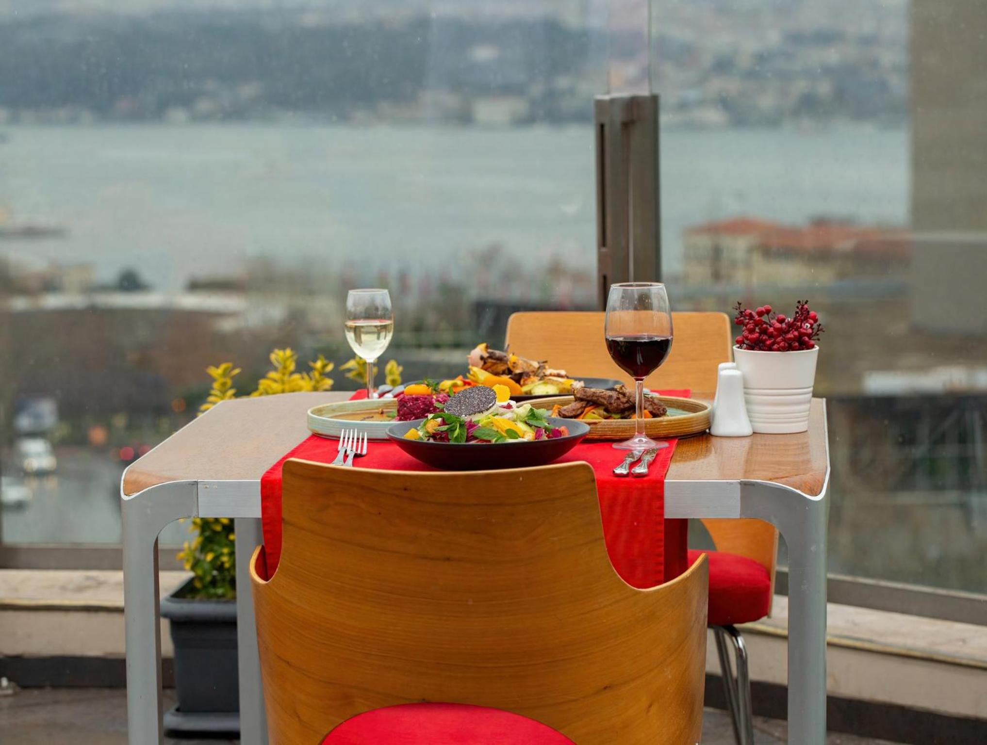 Point Hotel Taksim - Image 63