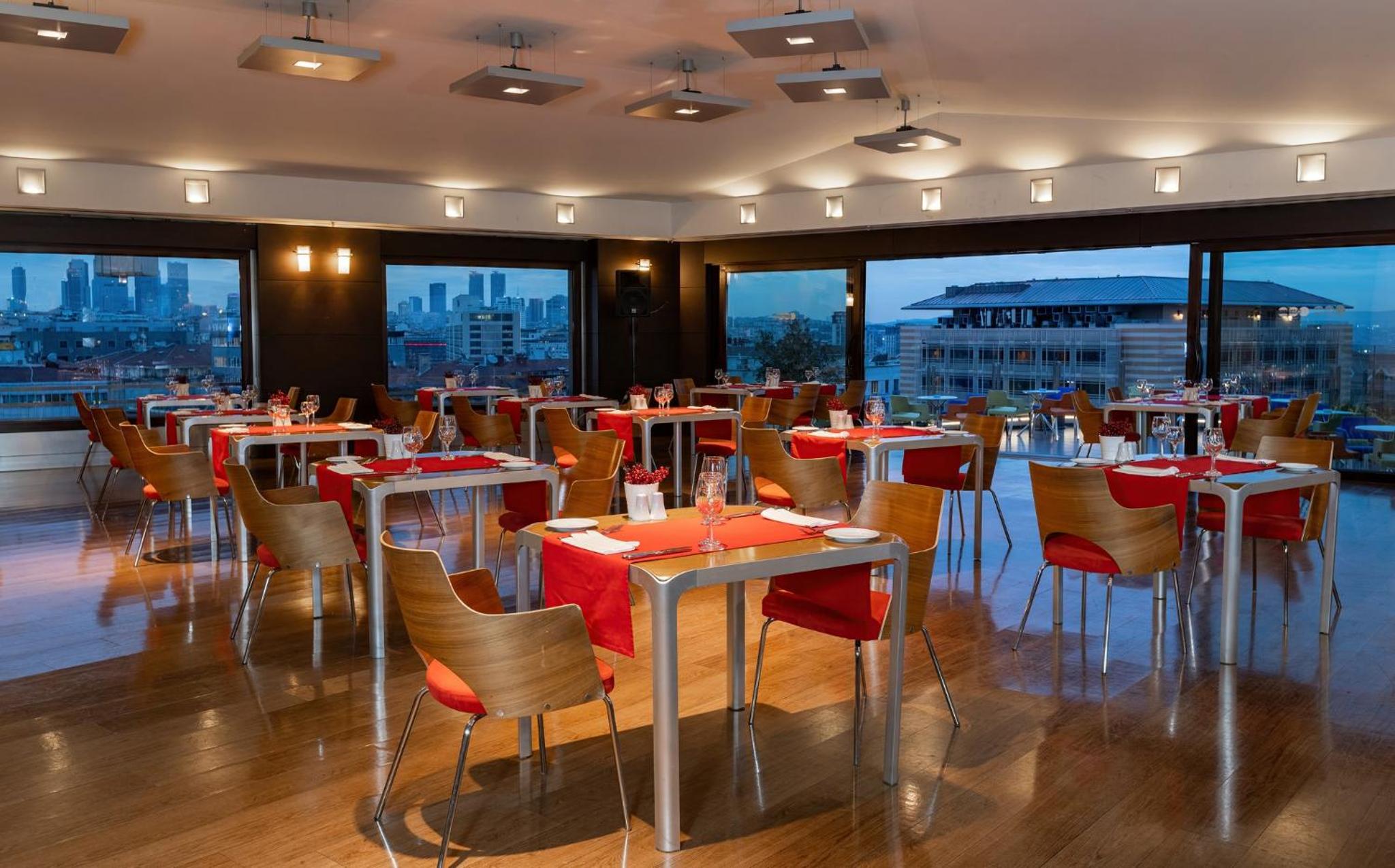 Point Hotel Taksim - Image 64
