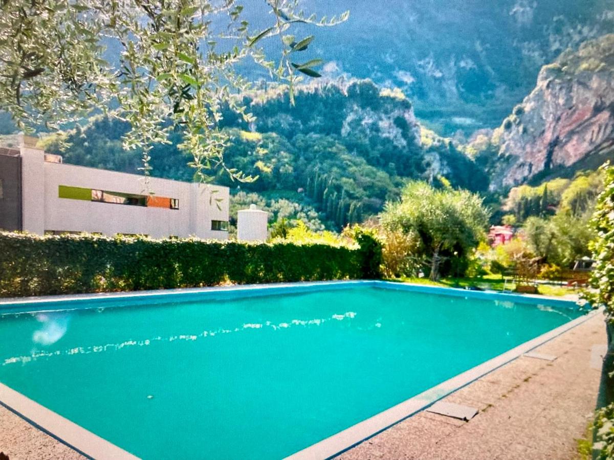 Appartamento Peppino mit Seeblick und Pool photo 2