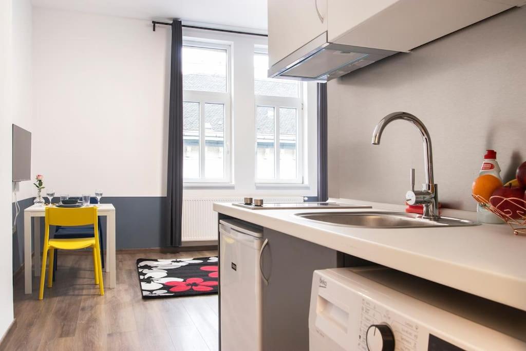 Central and Cozy Apartments K67 view 3
