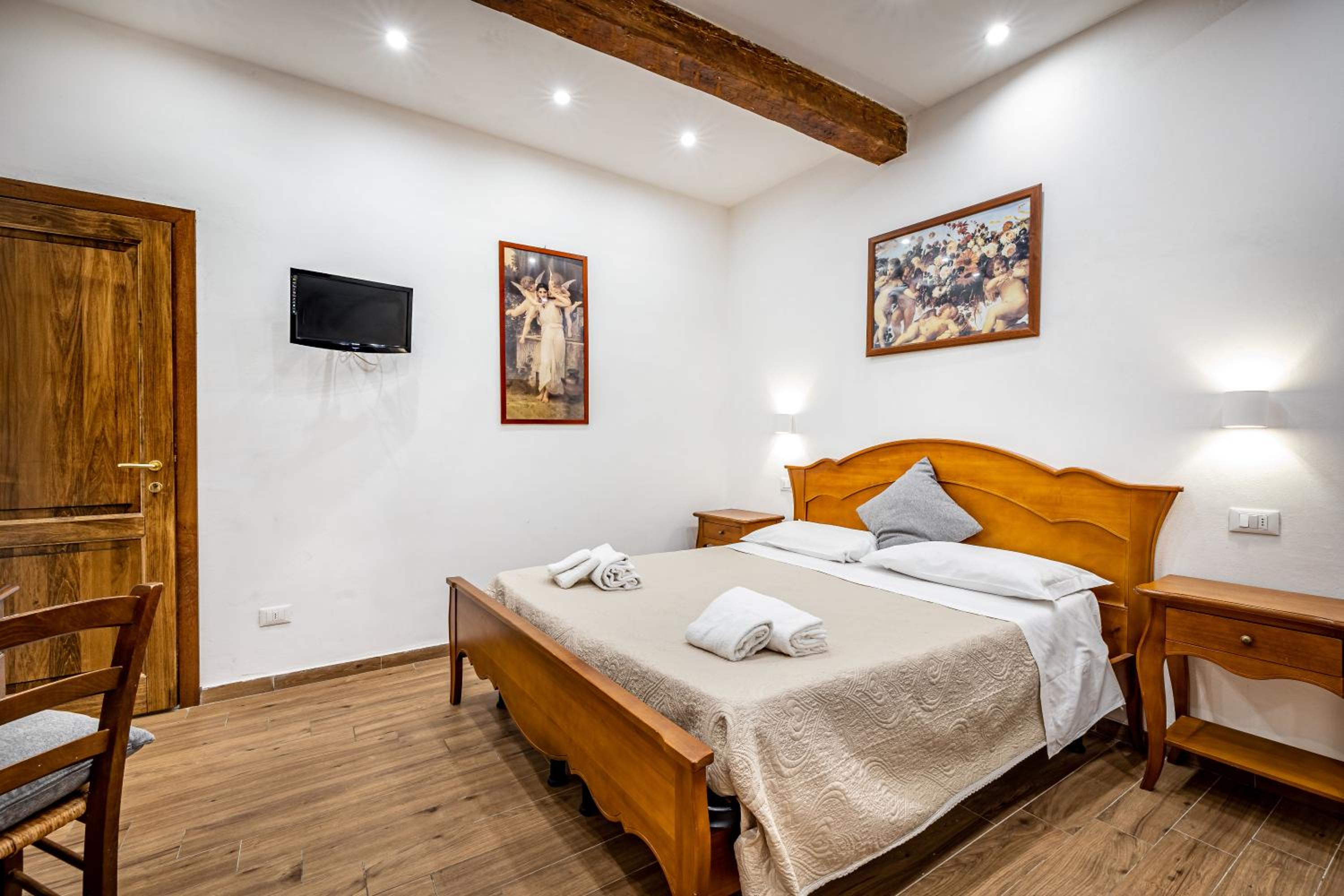 Katti House - Florence's center