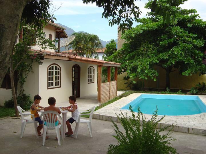 Casa 6 Suítes, Piscina, AC, Estacion, Churrasco