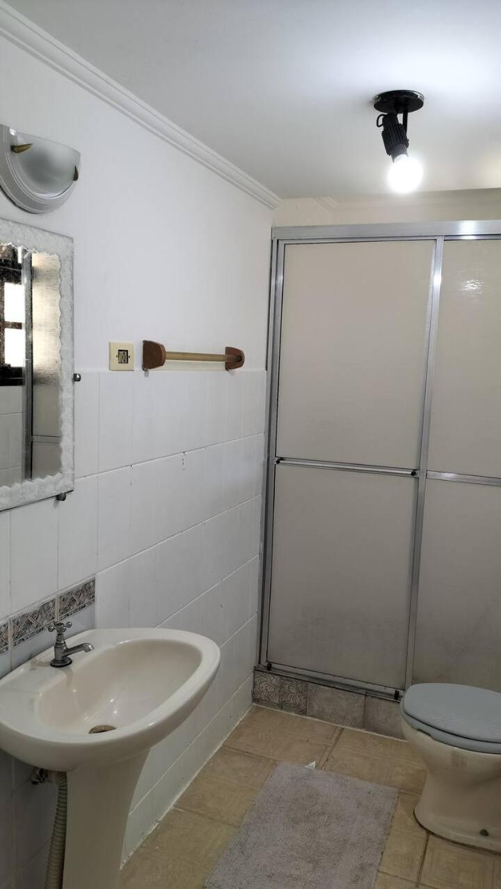 Casa 6 Suítes, Piscina, AC, Estacion, Churrasco