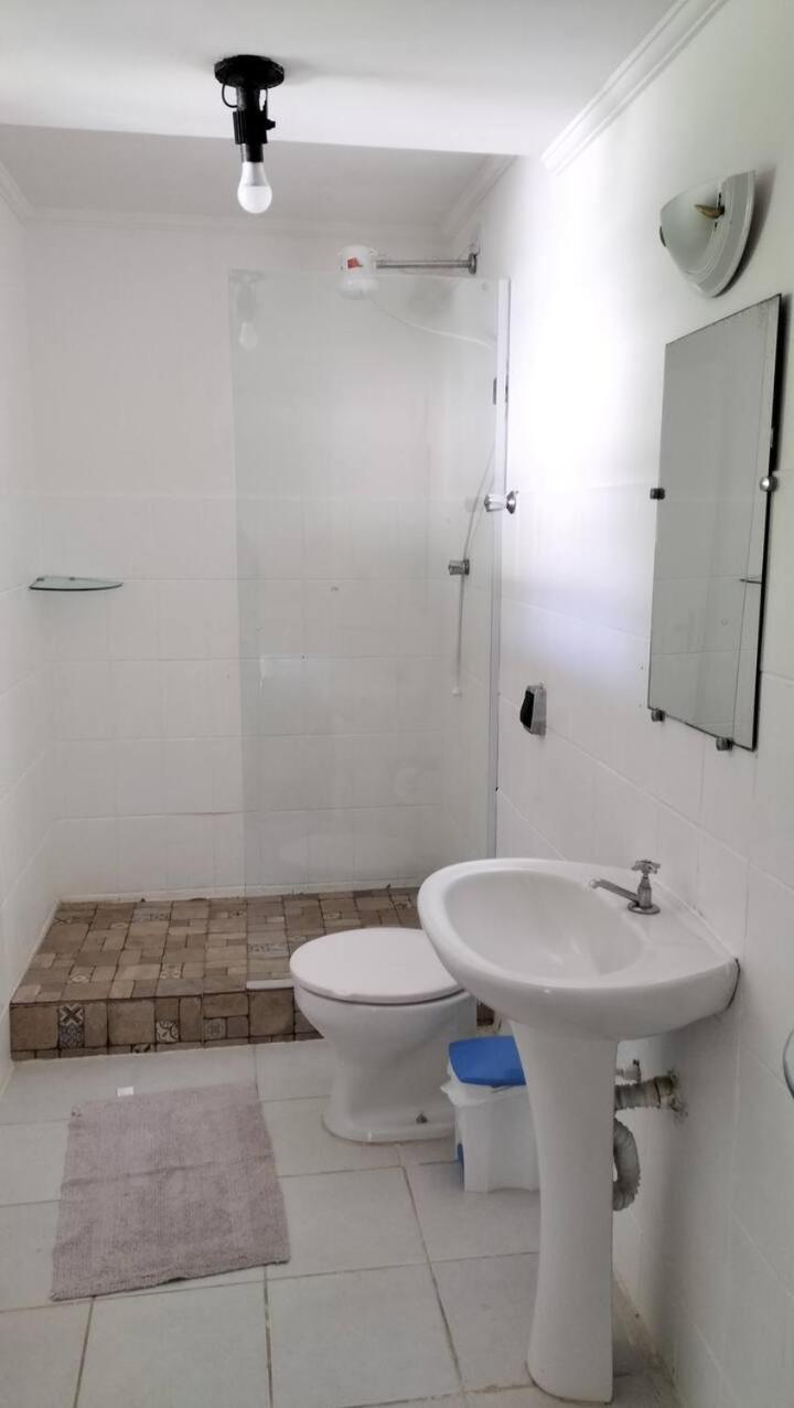 Casa 6 Suítes, Piscina, AC, Estacion, Churrasco