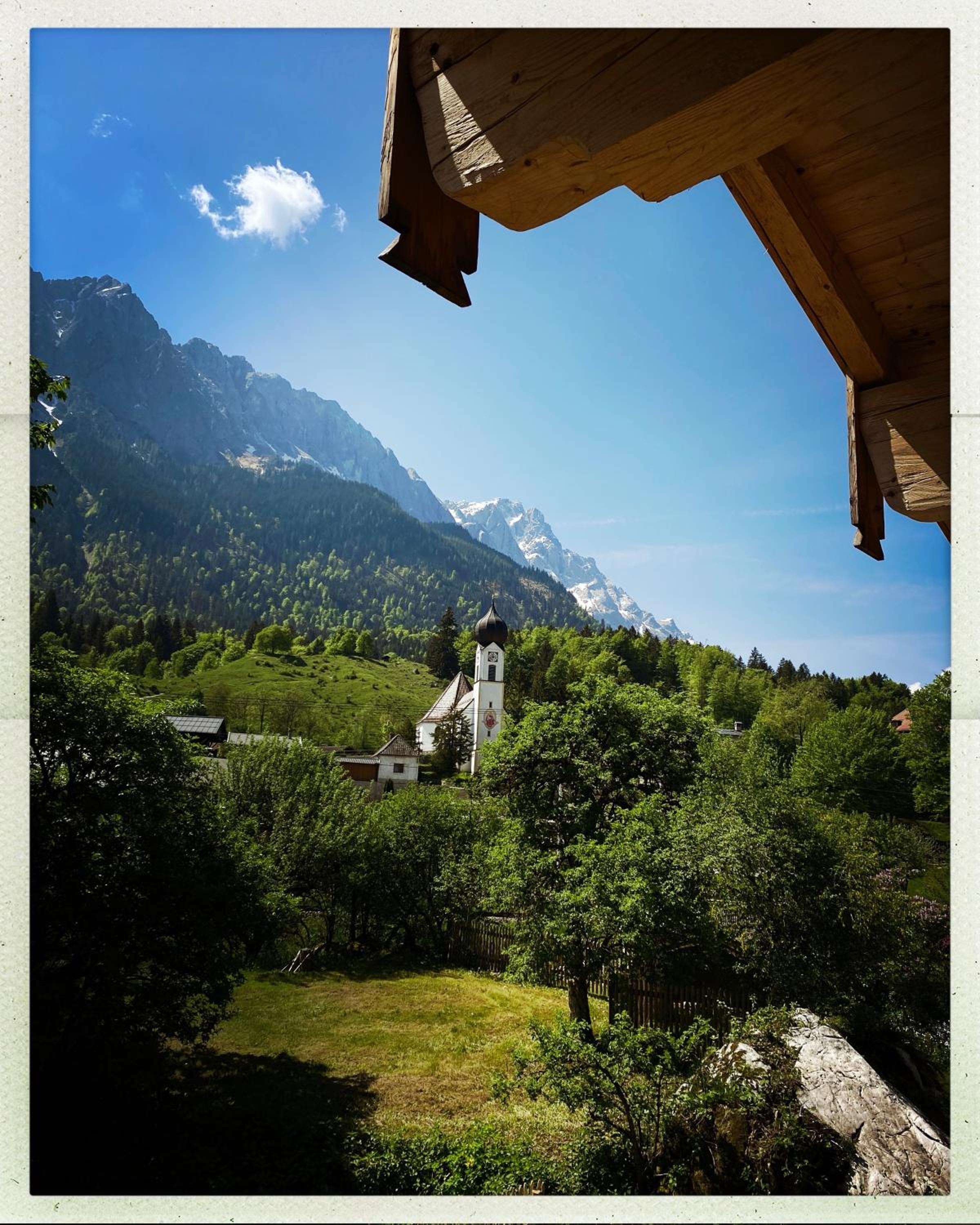 Stefan Glowacz CHALET mit traumhaftem Bergblick