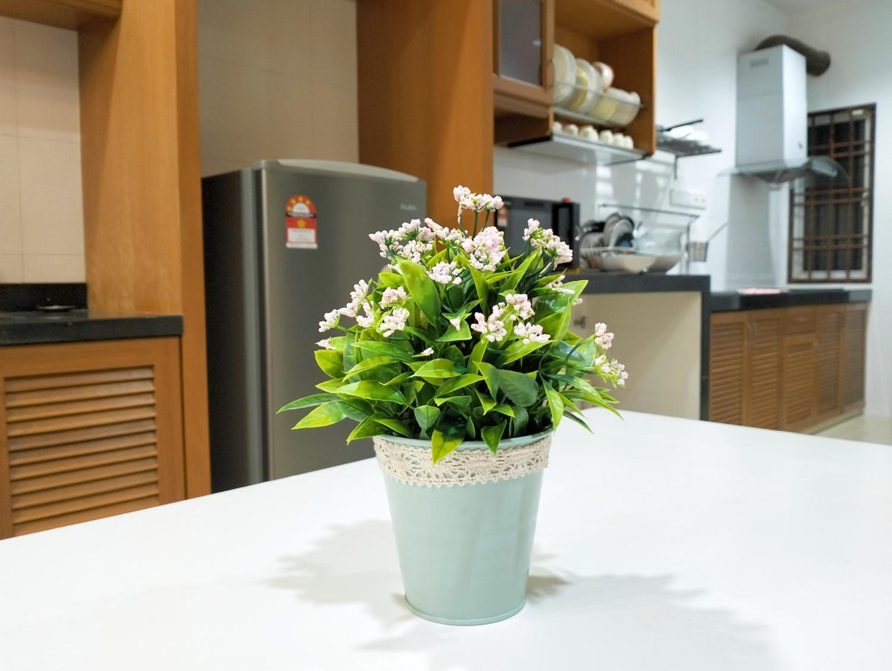 JB Austin Perdana Homestay@Simple Comfy For 11pax