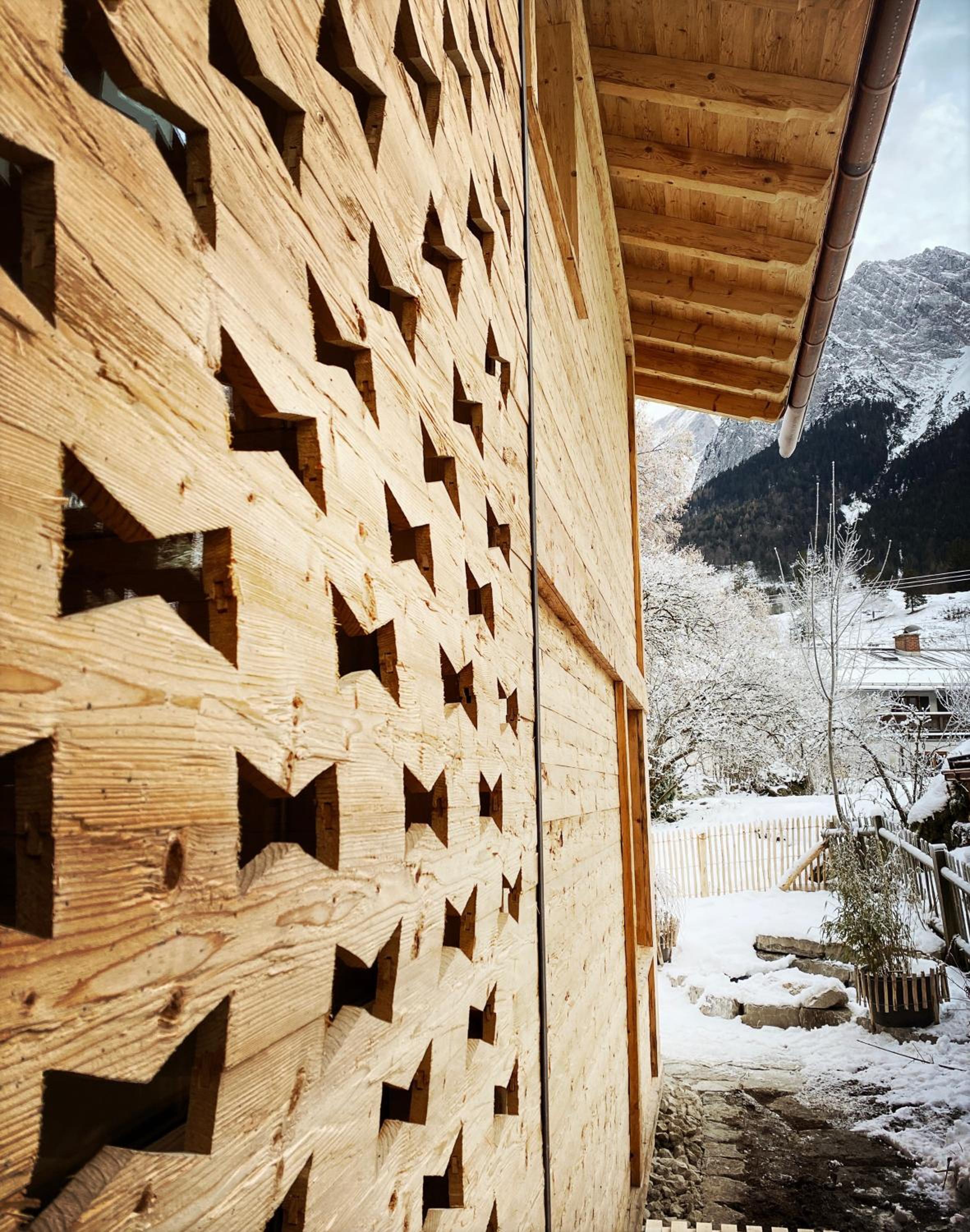 Stefan Glowacz CHALET mit traumhaftem Bergblick