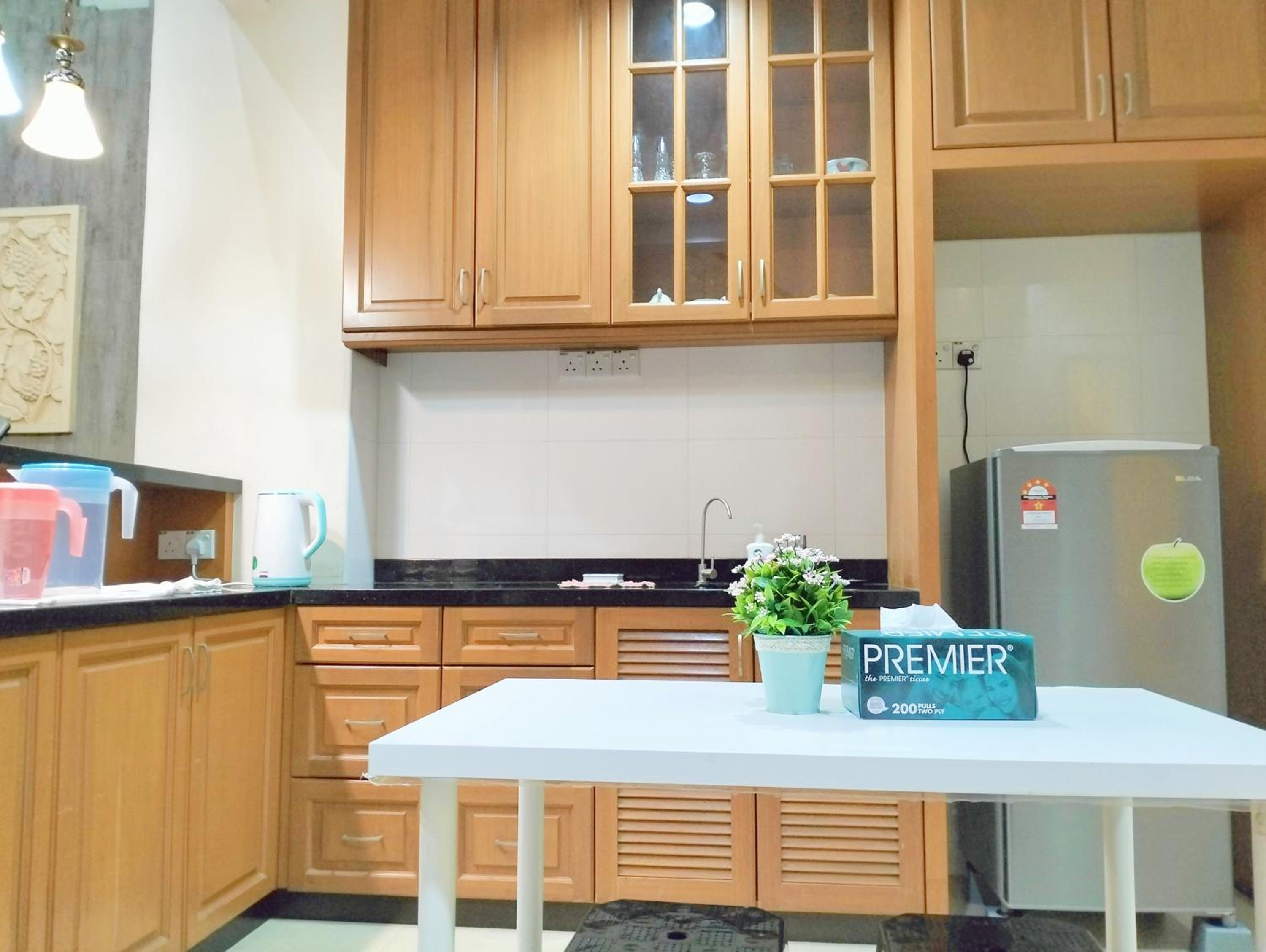 JB Austin Perdana Homestay@Simple Comfy For 11pax
