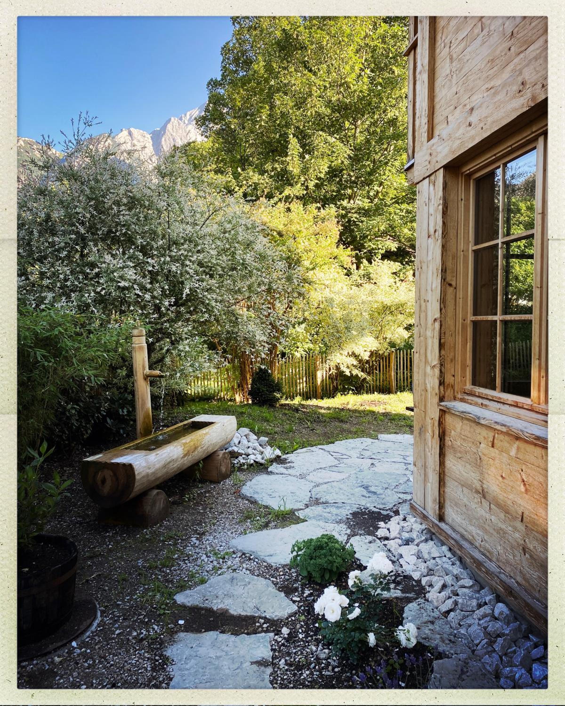 Stefan Glowacz CHALET mit traumhaftem Bergblick