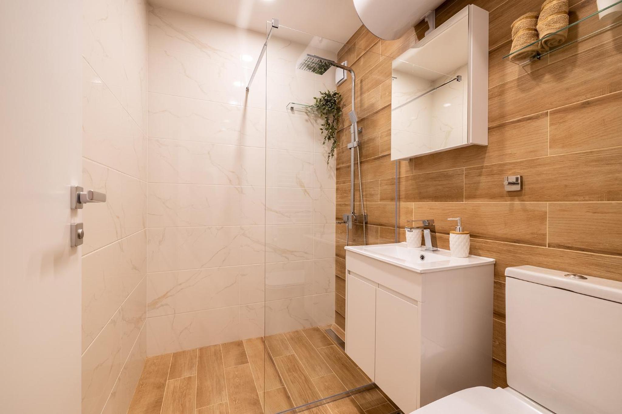 Luxury Studio Living High-End Amenities and Great Location by Flat Mаnager