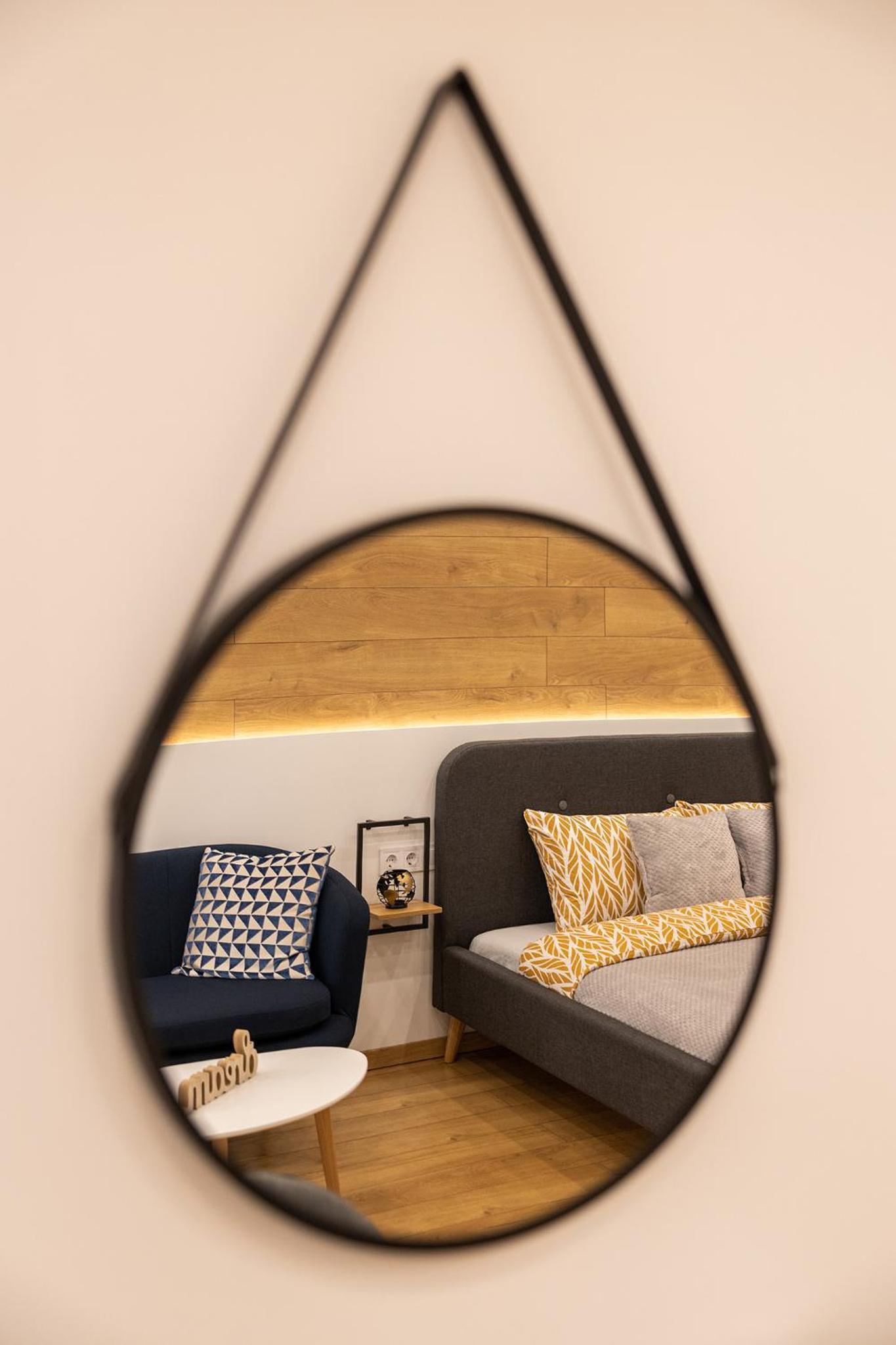 Luxury Studio Living High-End Amenities and Great Location by Flat Mаnager