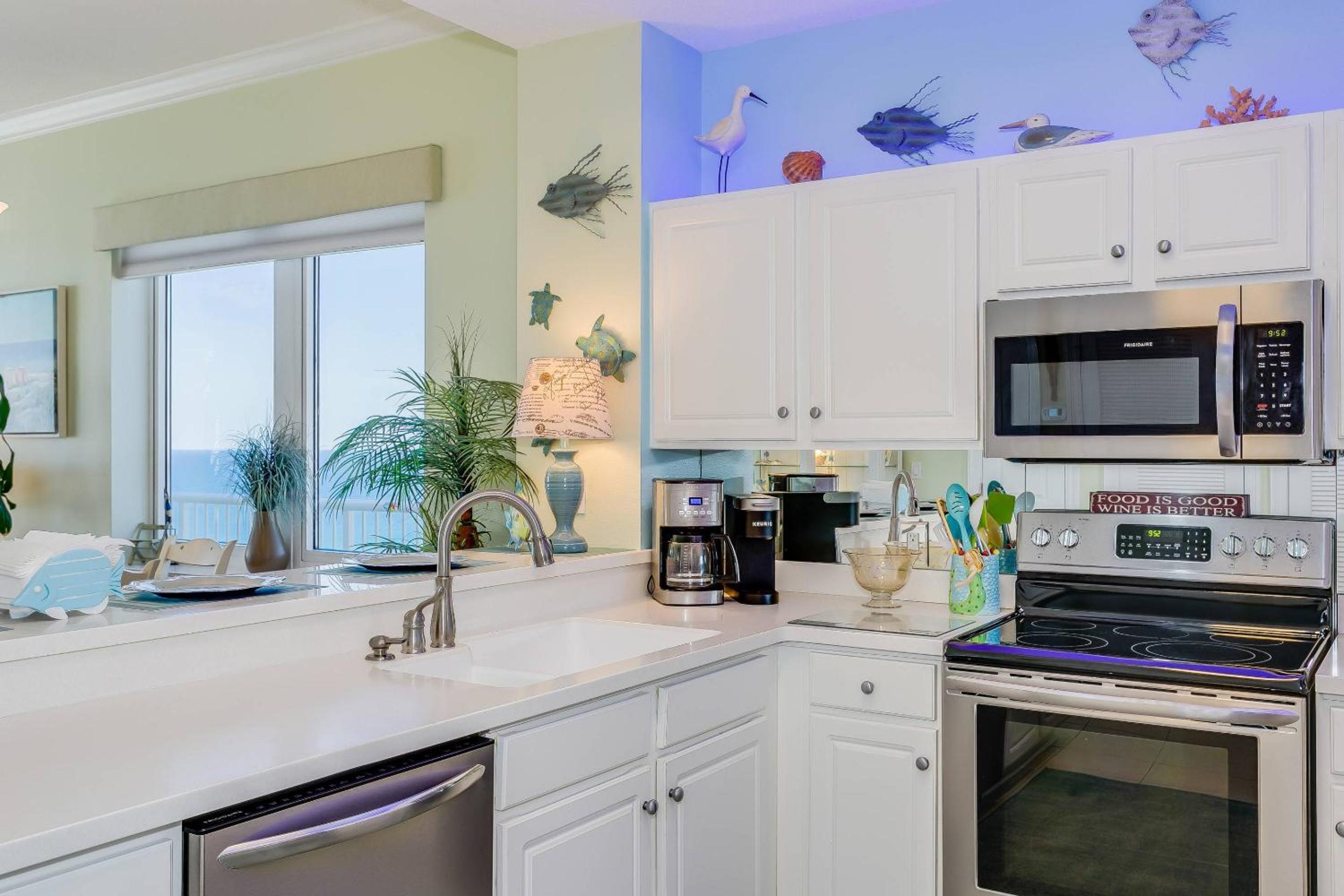 Summerwinds 1504W view 3