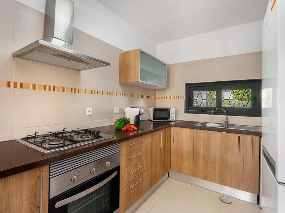 Vilamoura Family House view 3