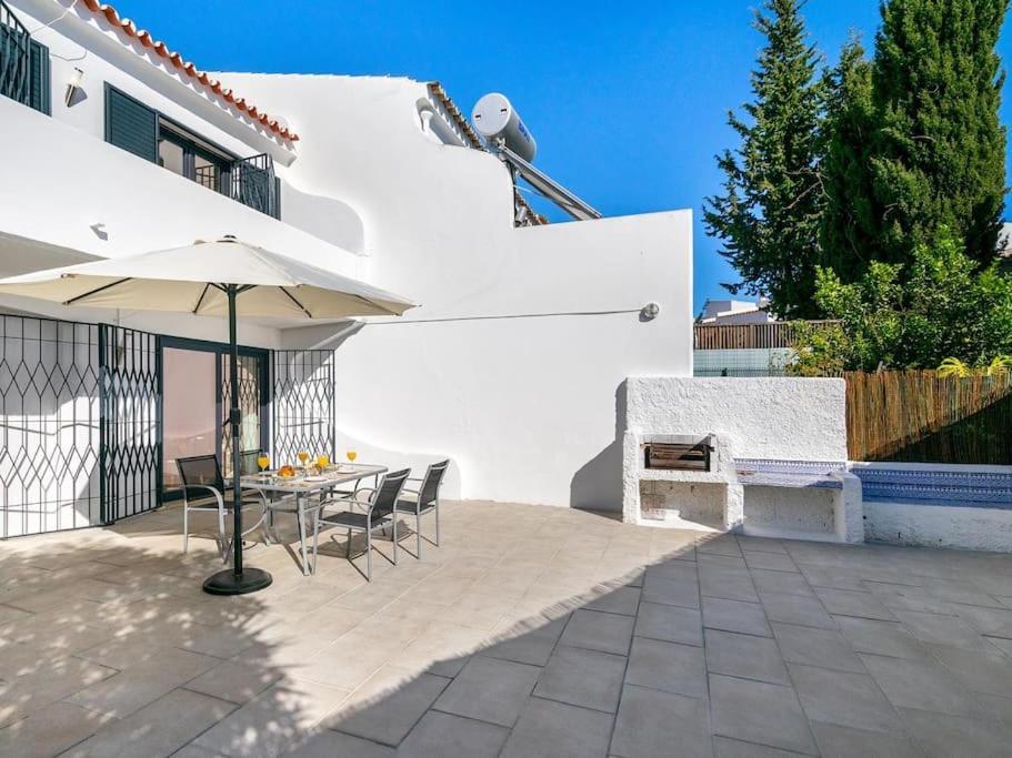 Vilamoura Family House view 4