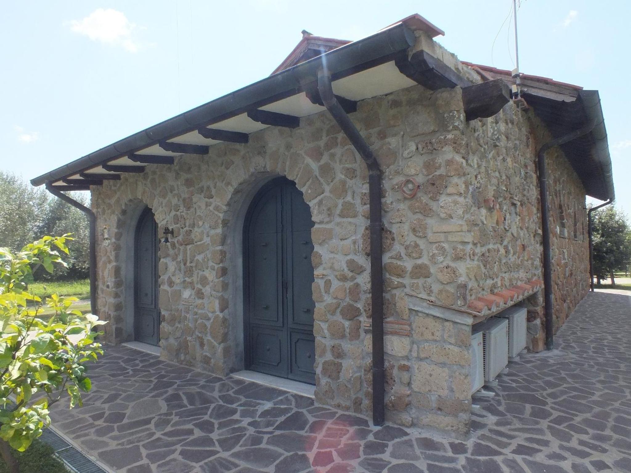 Photo 13