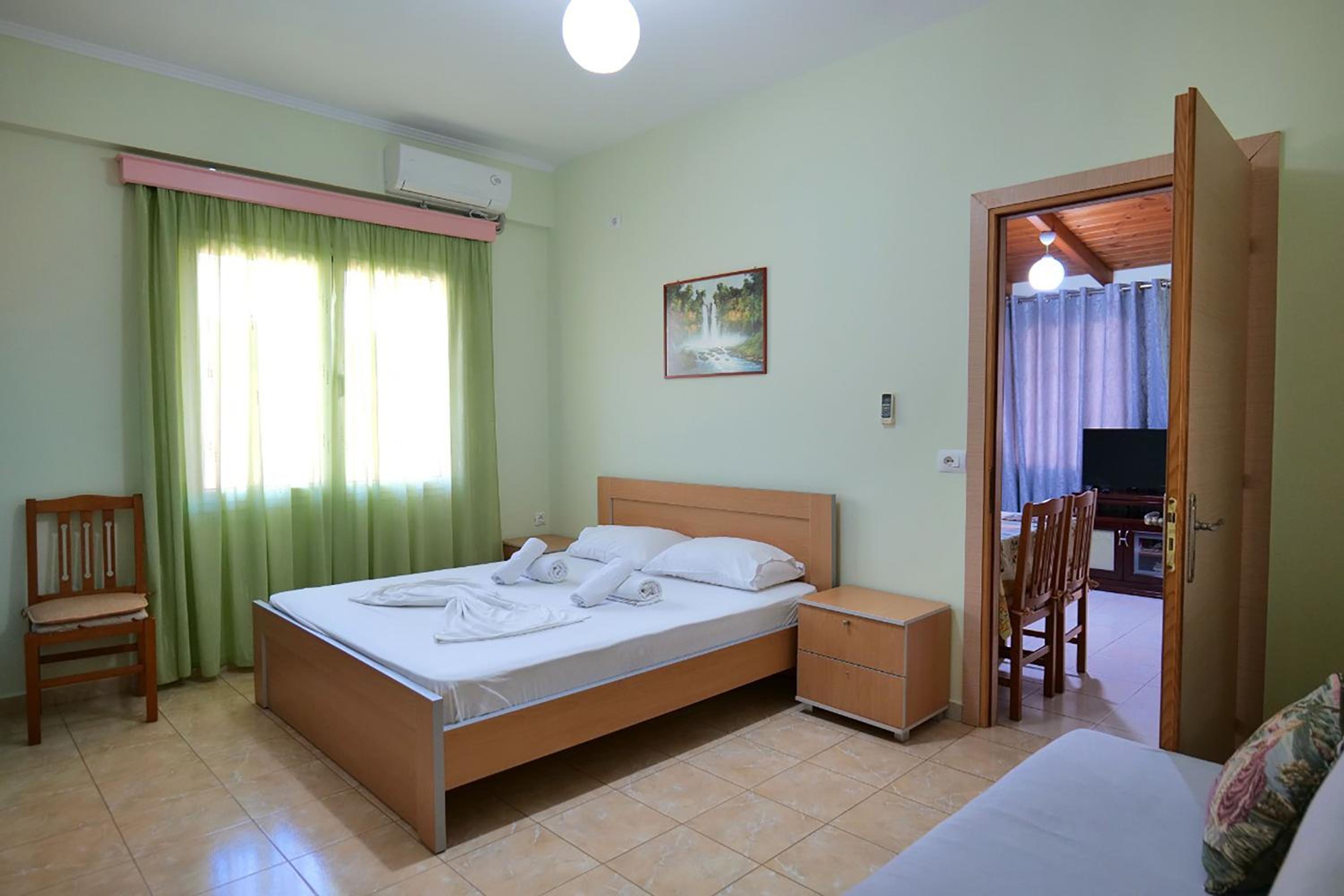 Stela Apartments