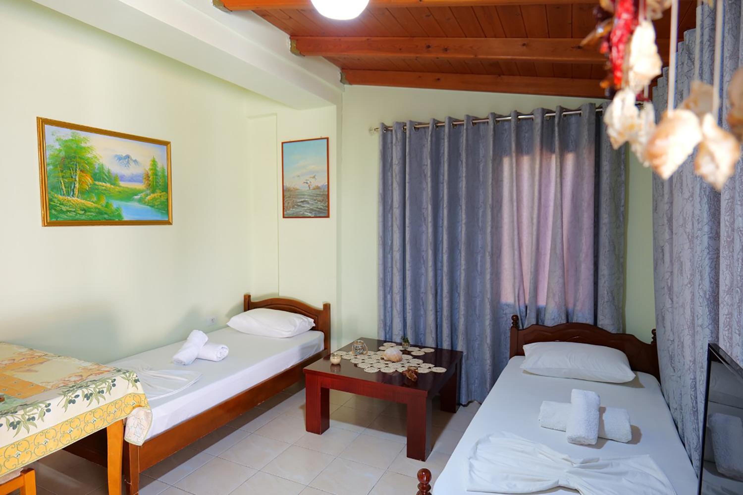 Stela Apartments