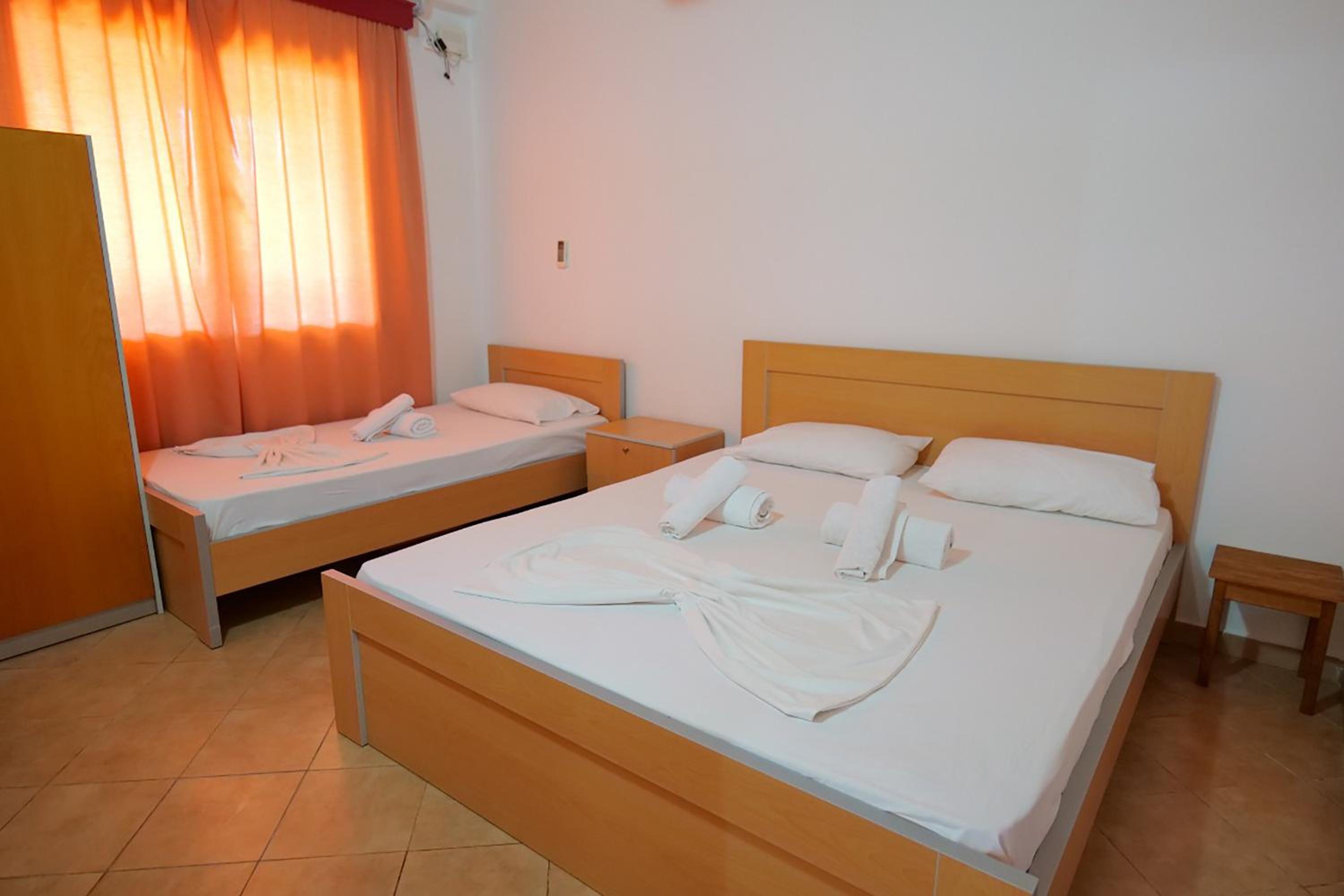 Stela Apartments
