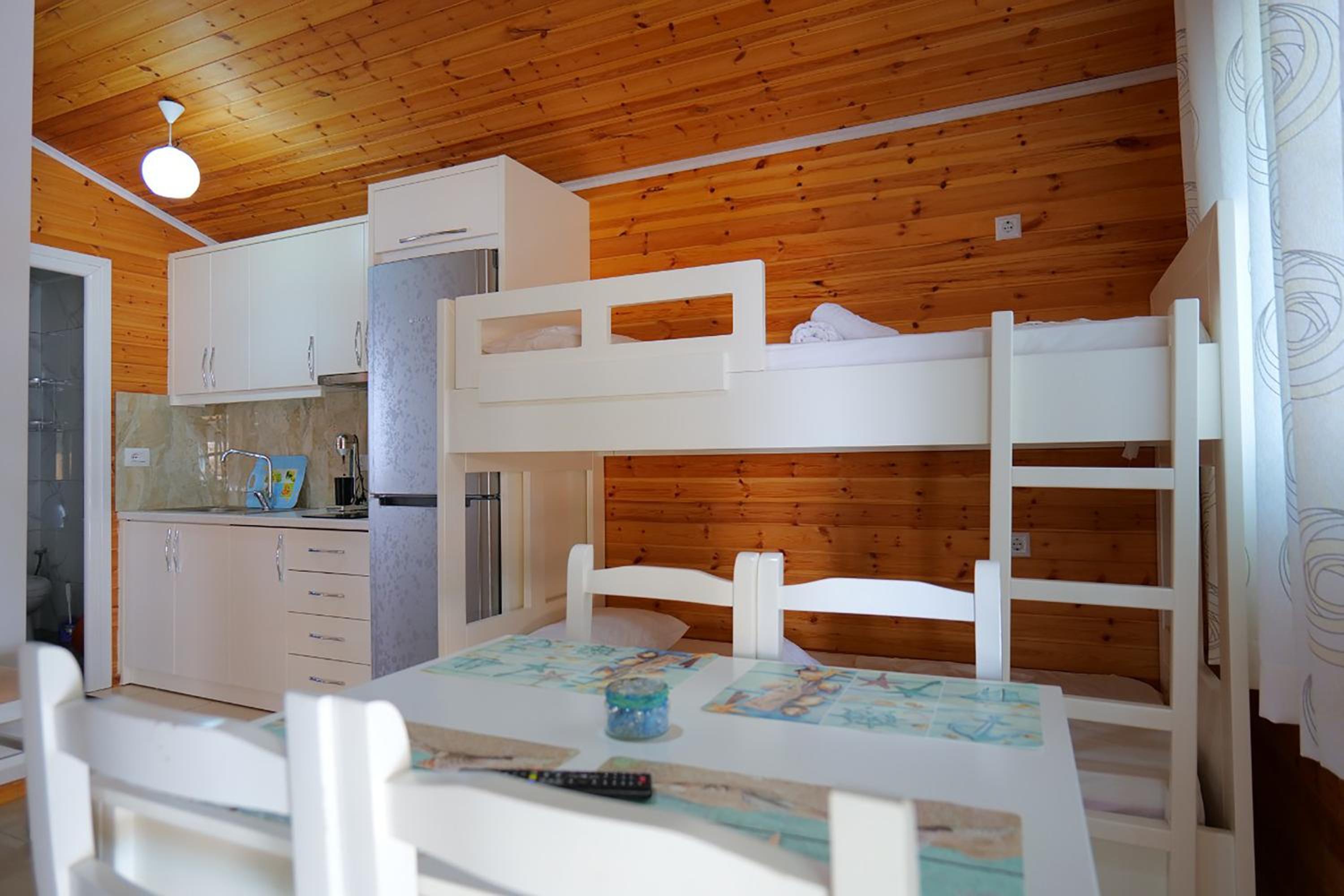 Stela Apartments