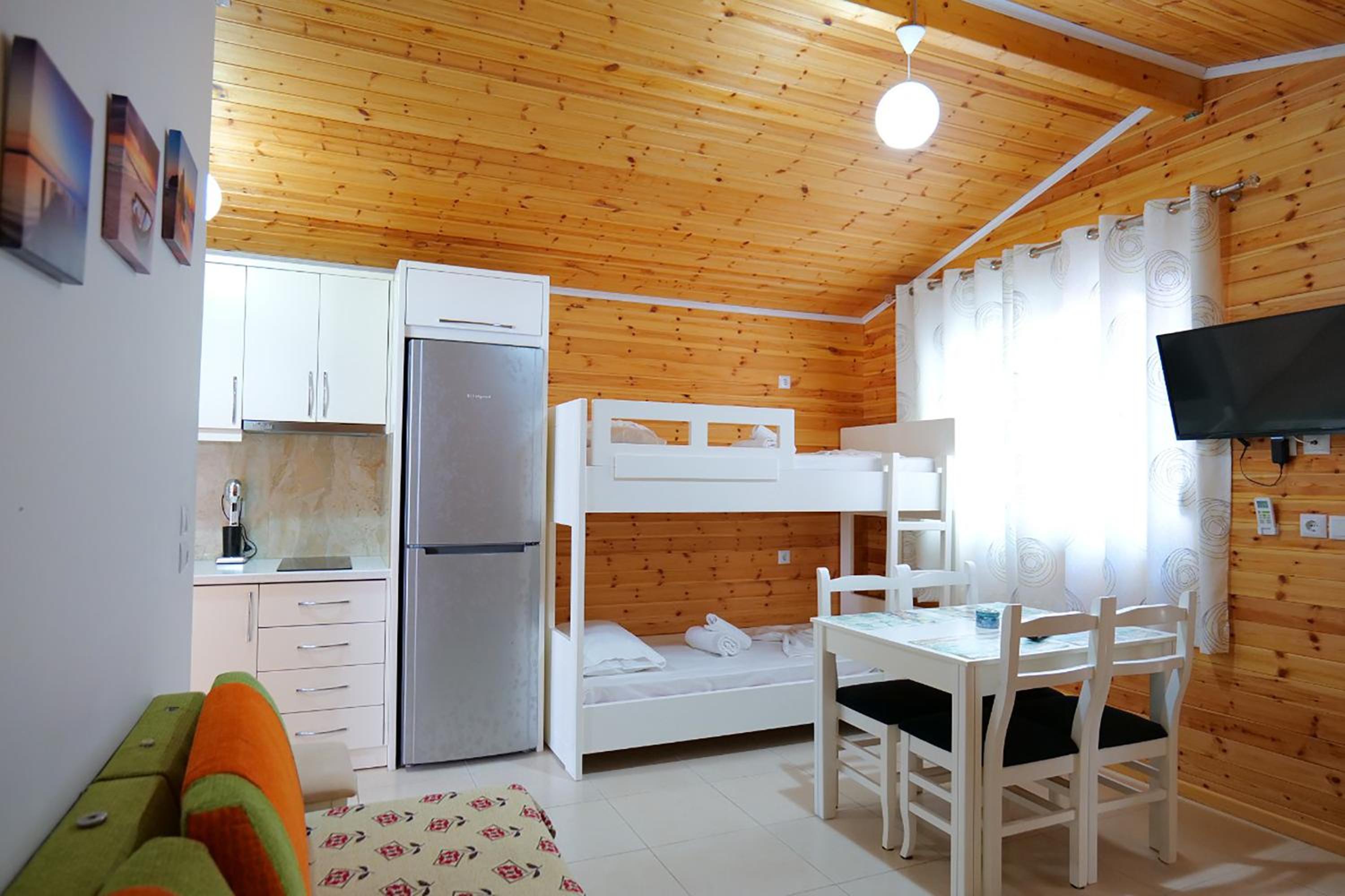 Stela Apartments