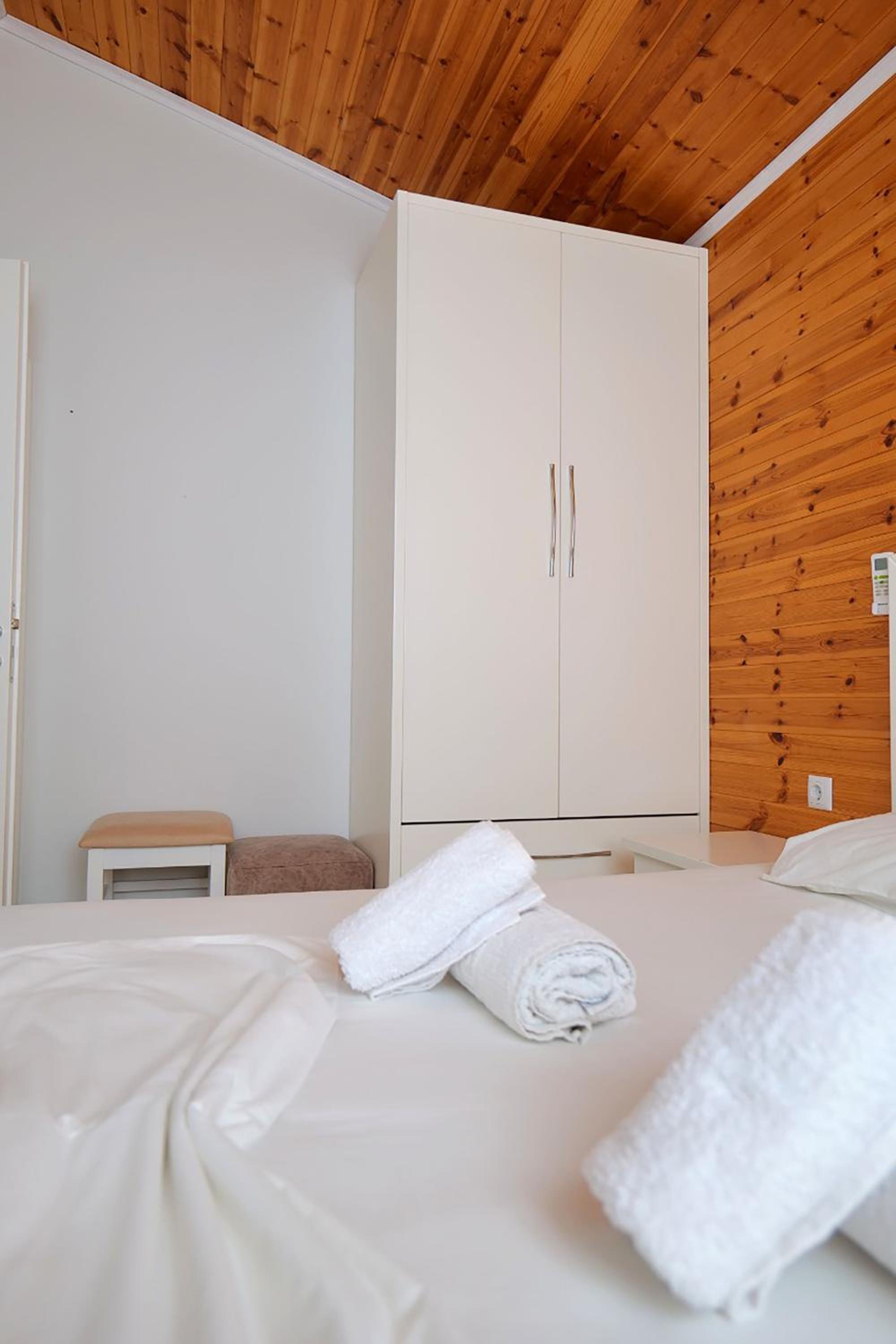 Stela Apartments