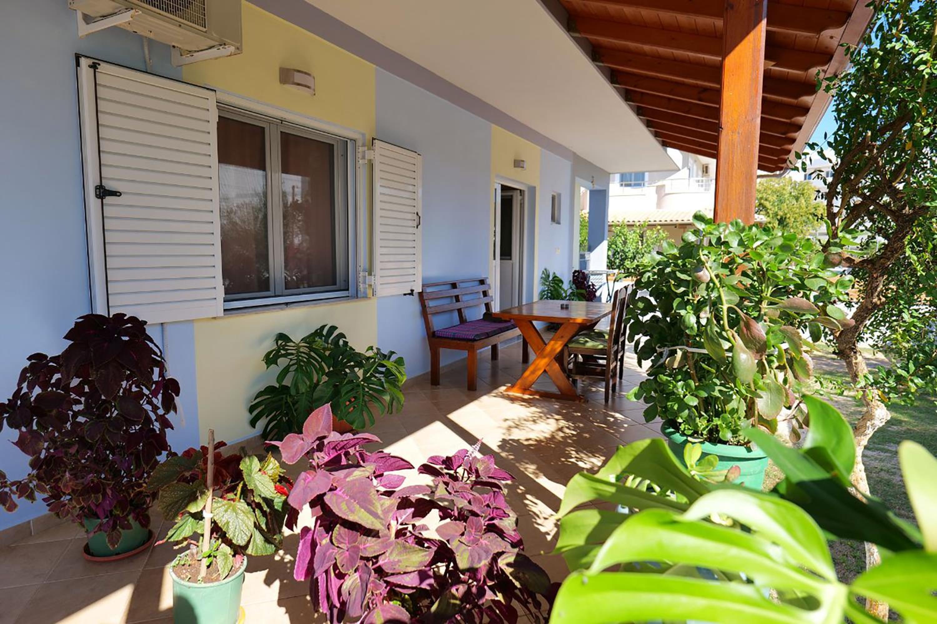 Stela Apartments
