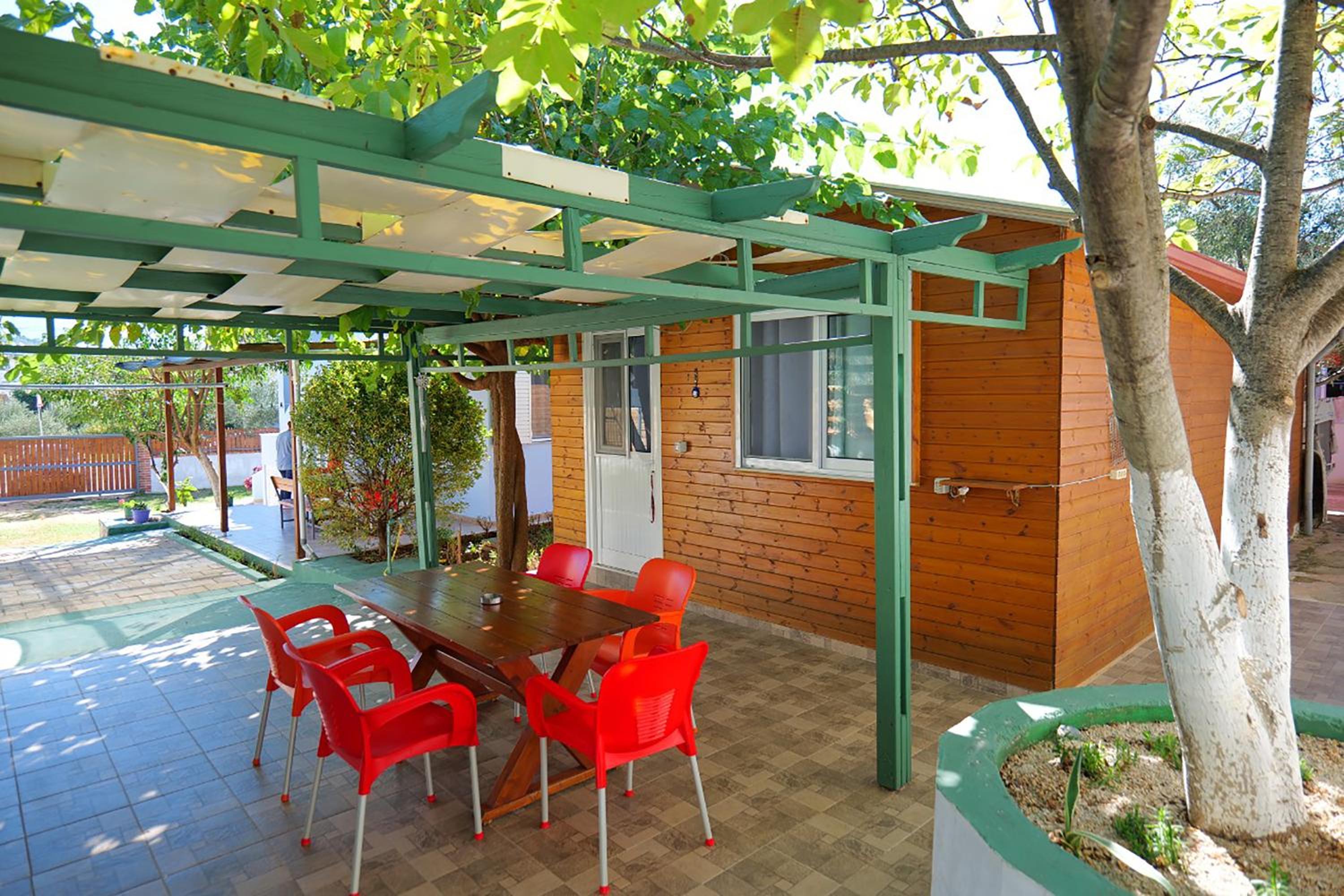 Stela Apartments