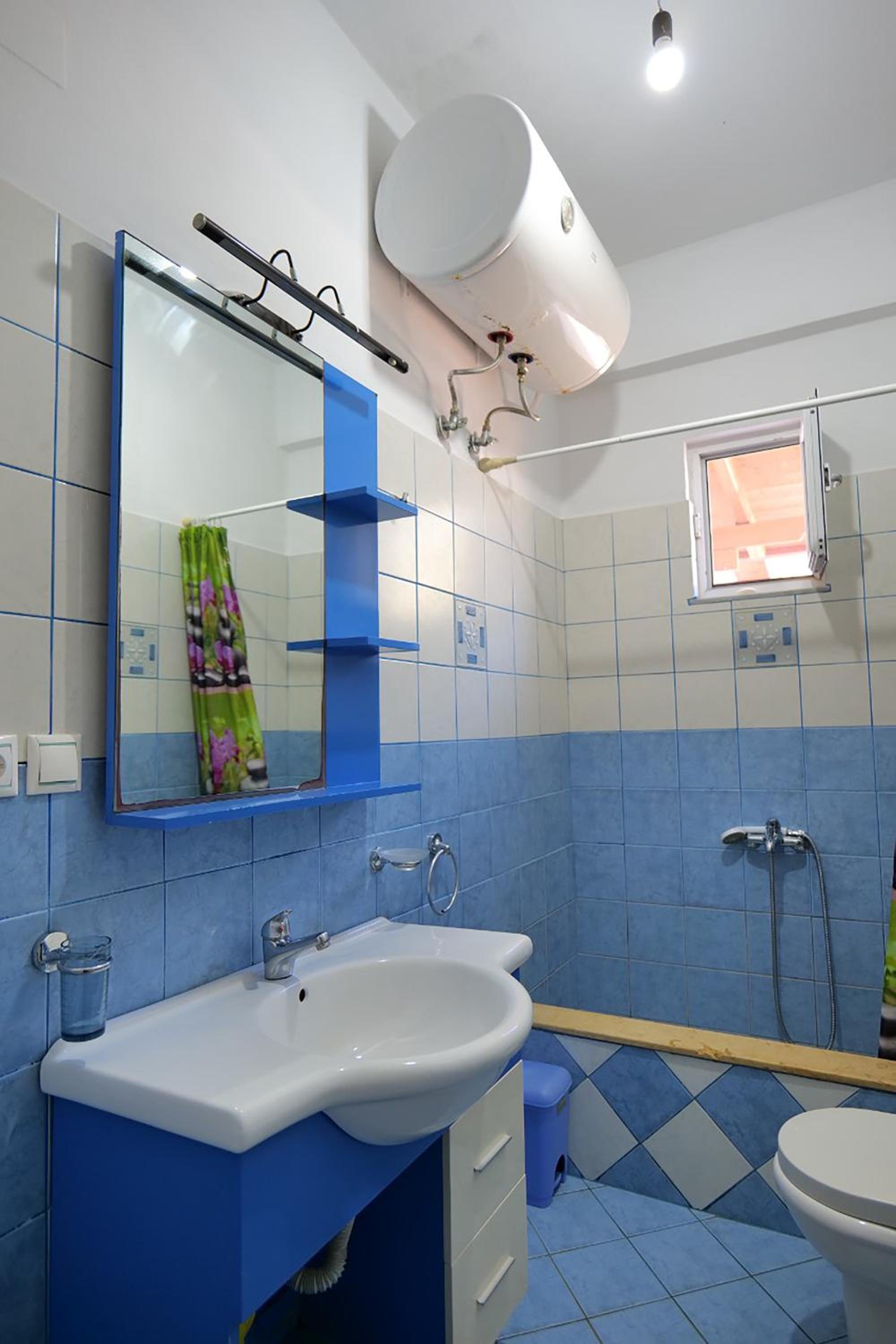 Stela Apartments