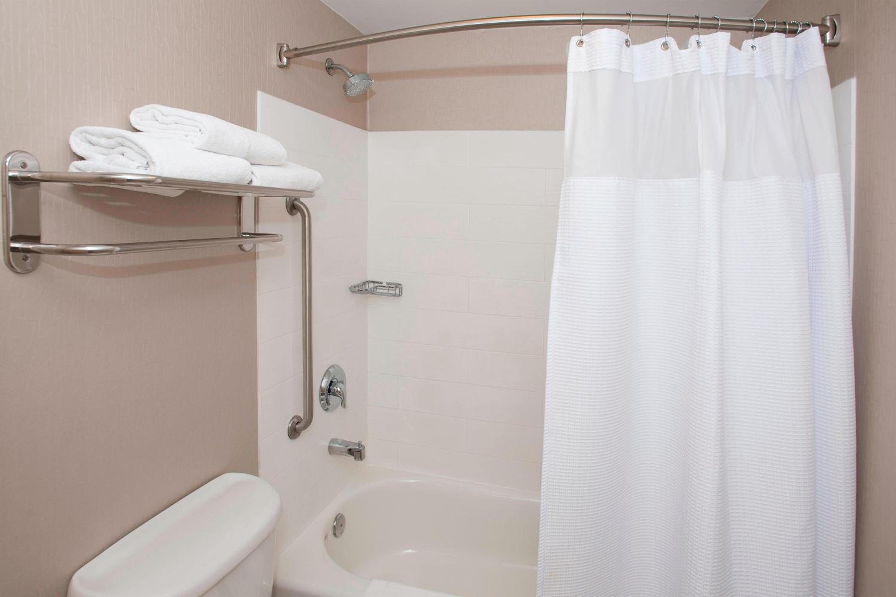 Birmingham Vacations - SpringHill Suites Birmingham Colonnade - Property Image 5