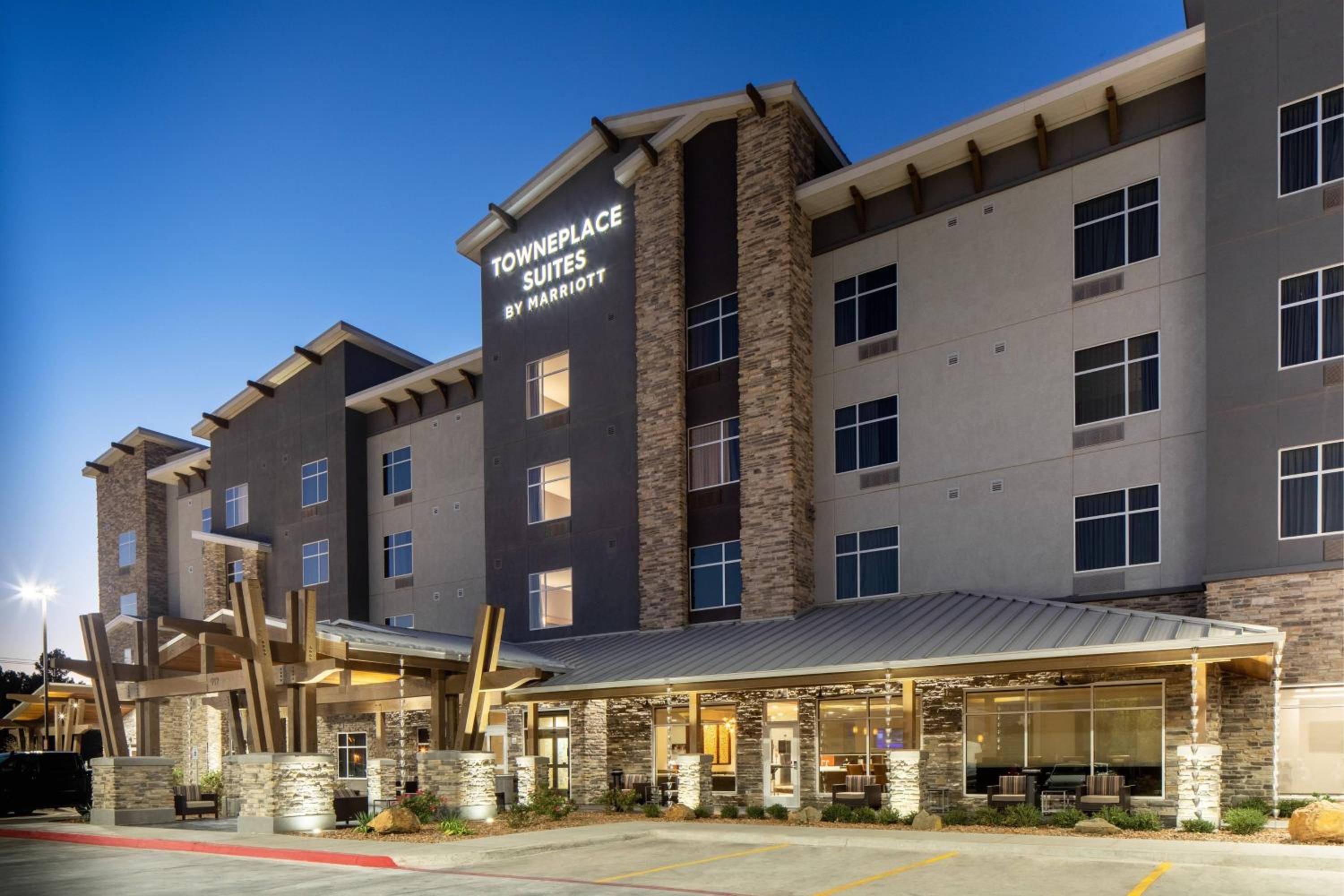 Hotel TownePlace Suites Midland South/I-20 - Image 1
