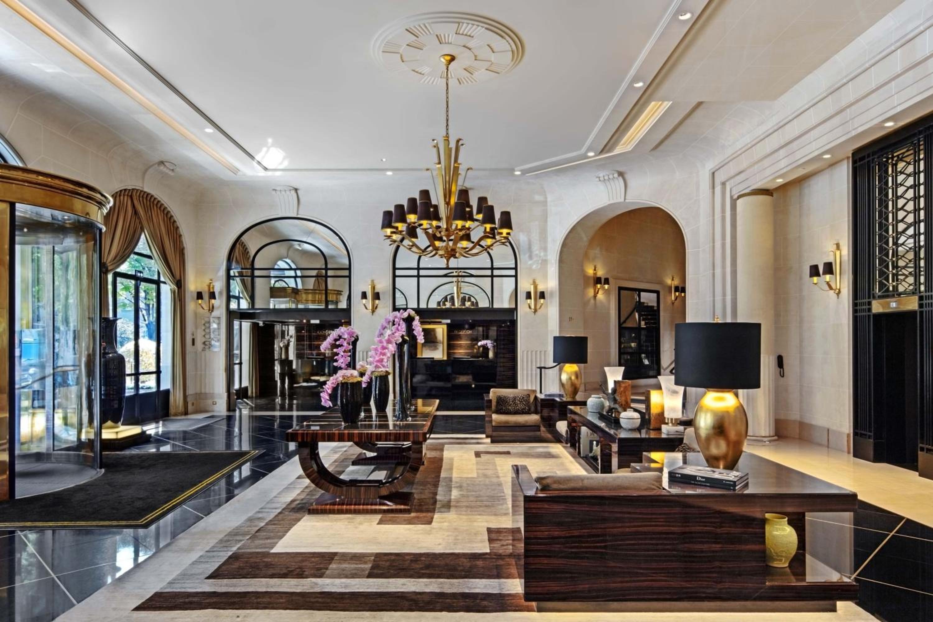 Prince de Galles, a Luxury Collection hotel, Paris