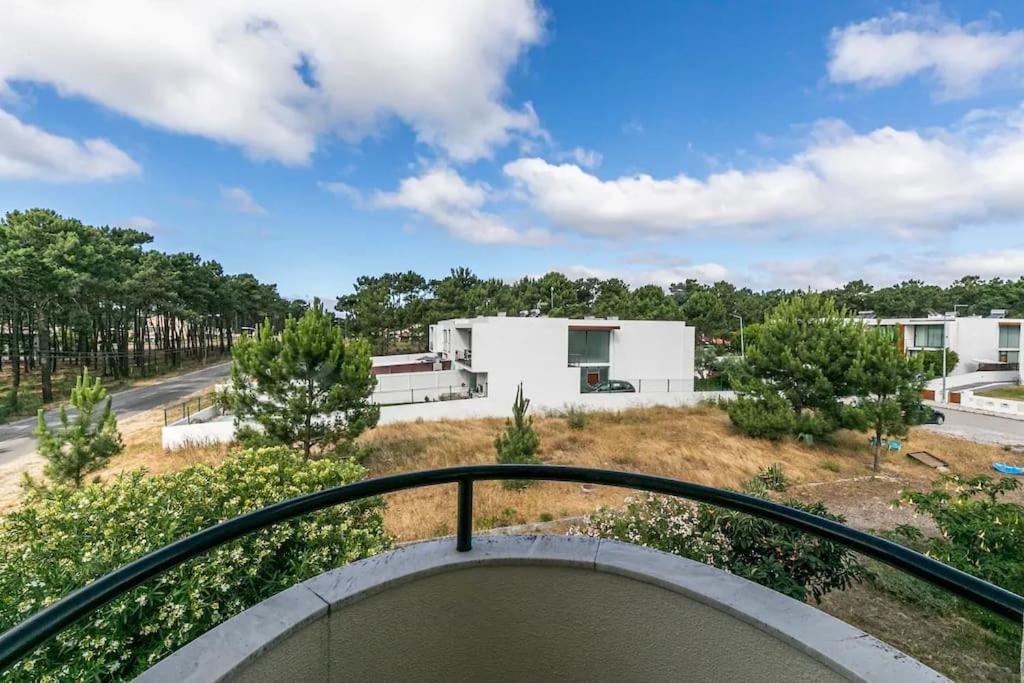 Beach, surf and golf apartment near Lisbon