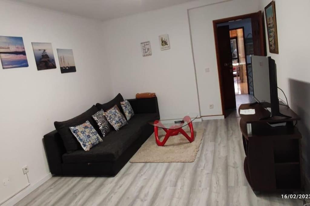 Beach, surf and golf apartment near Lisbon