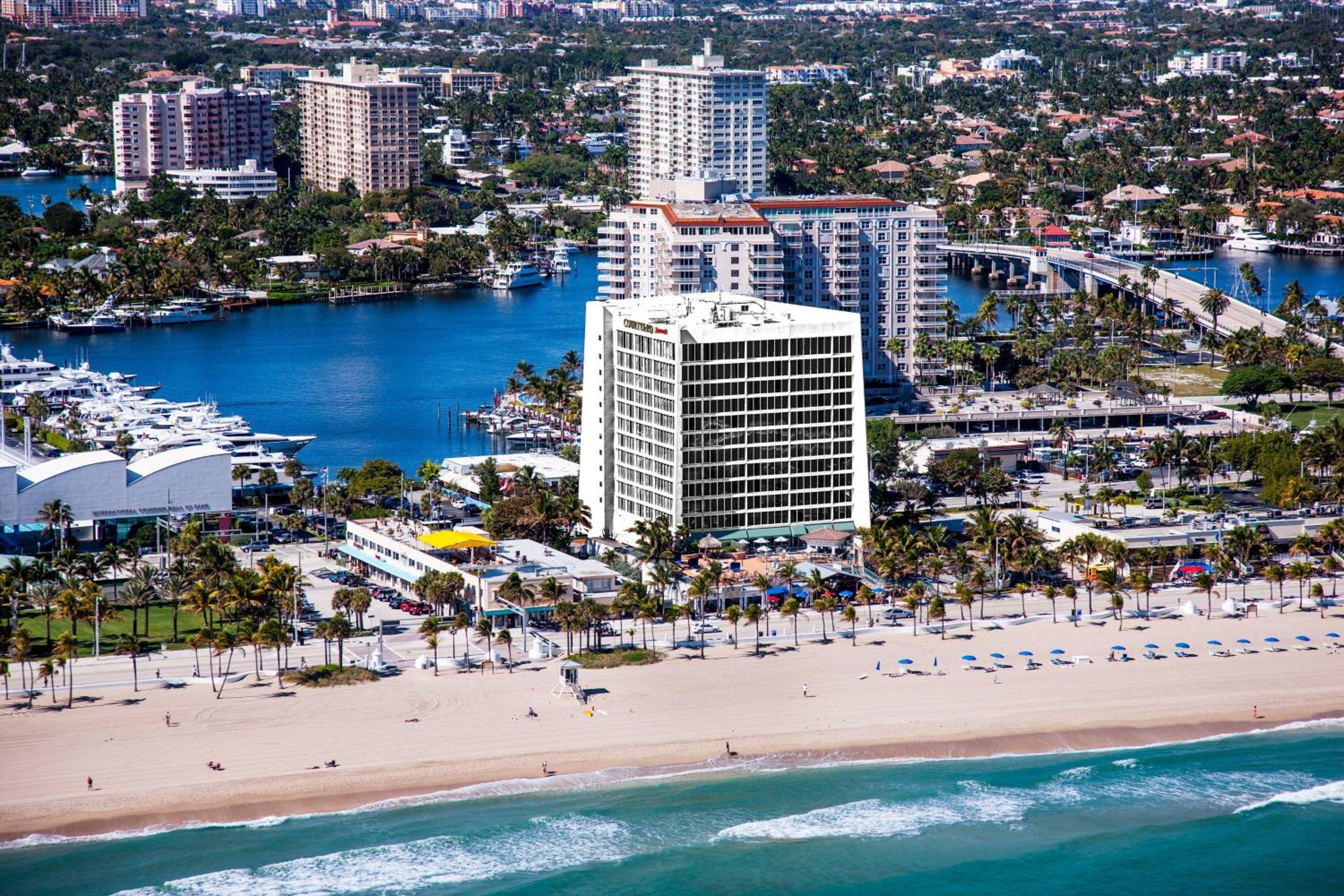 Hotel Courtyard by Marriott Fort Lauderdale Beach - Image 1