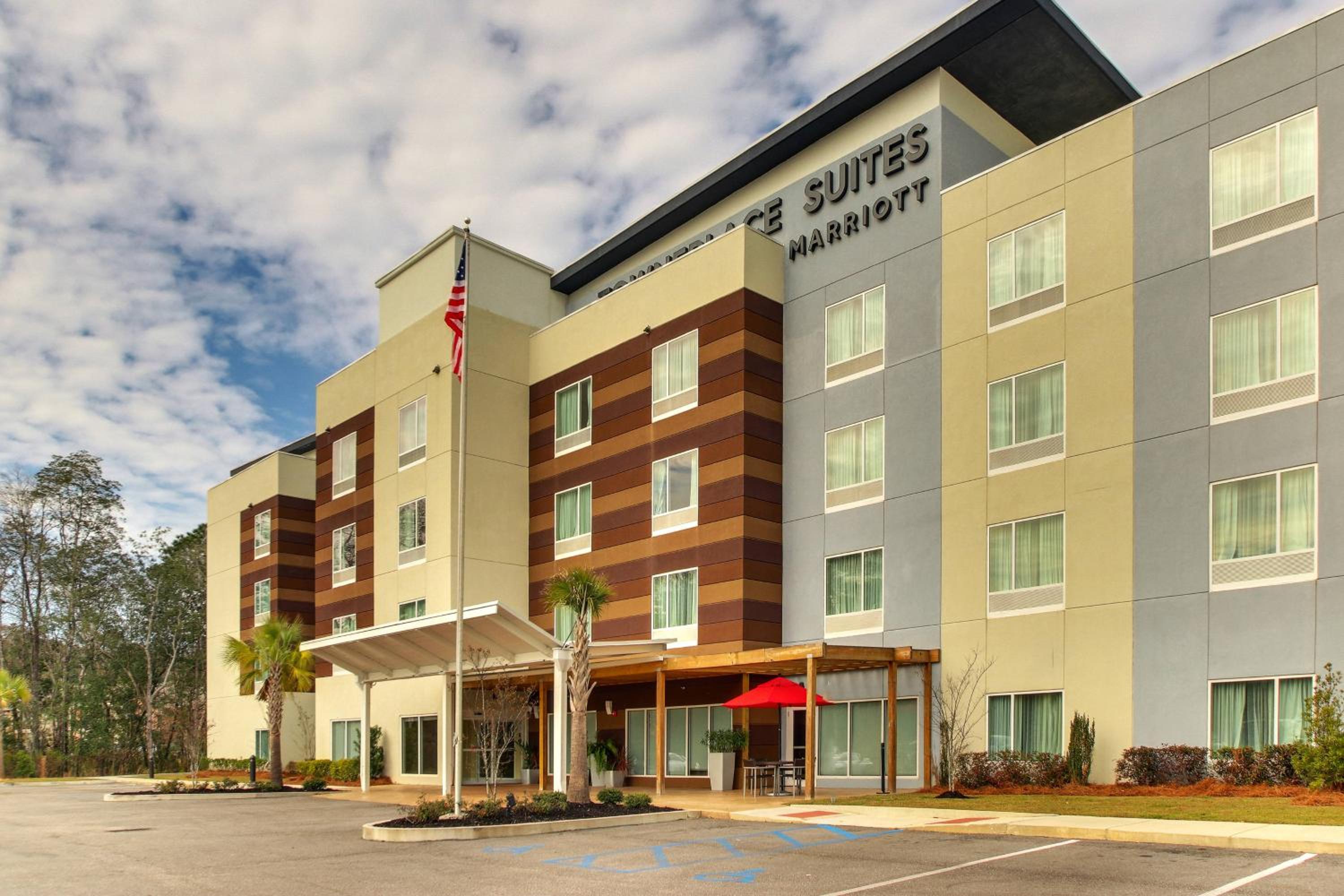 Hotel TownePlace Suites by Marriott Mobile Saraland - Image 1