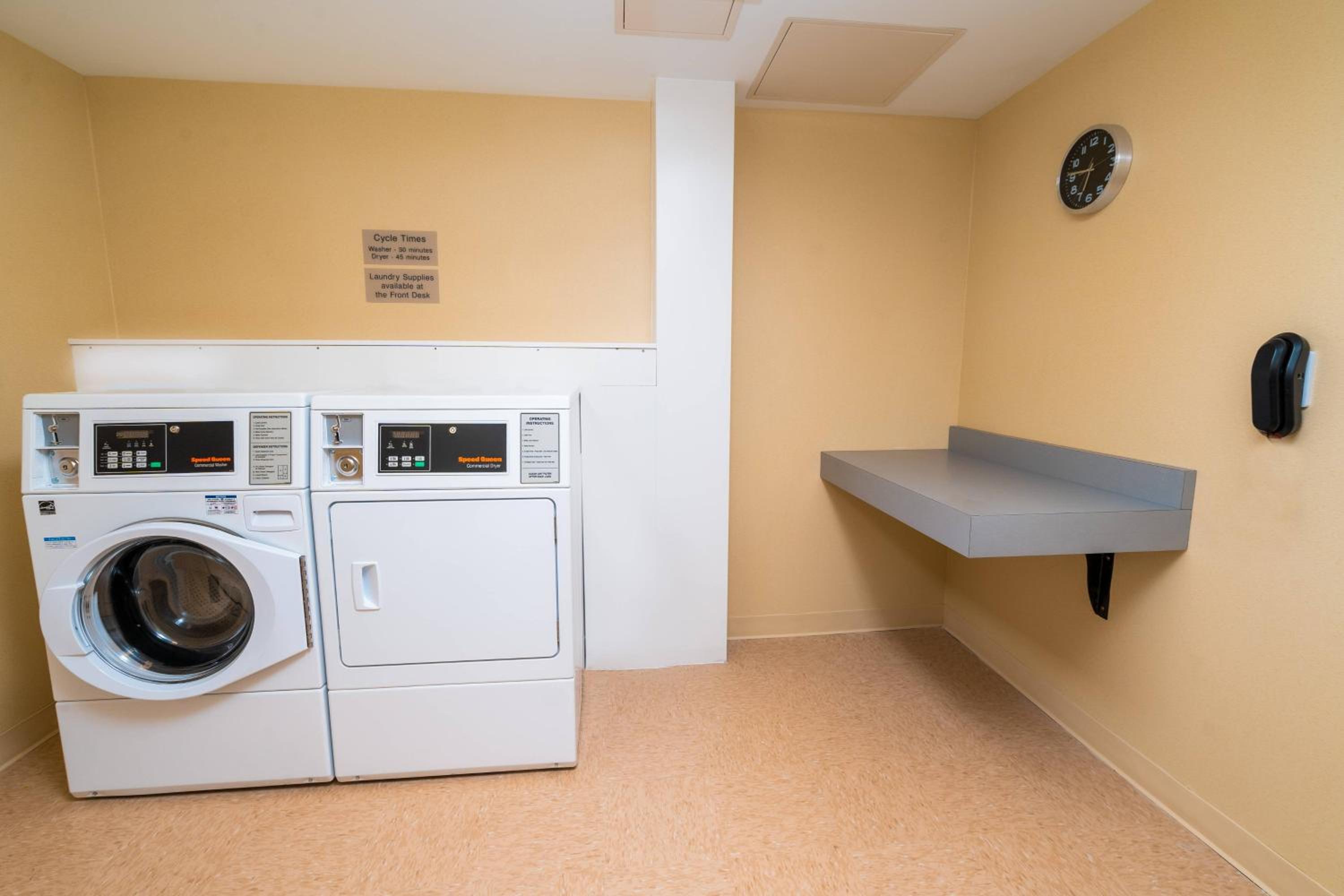 Newark Vacations - SpringHill Suites by Marriott Newark Fremont - Property Image 8