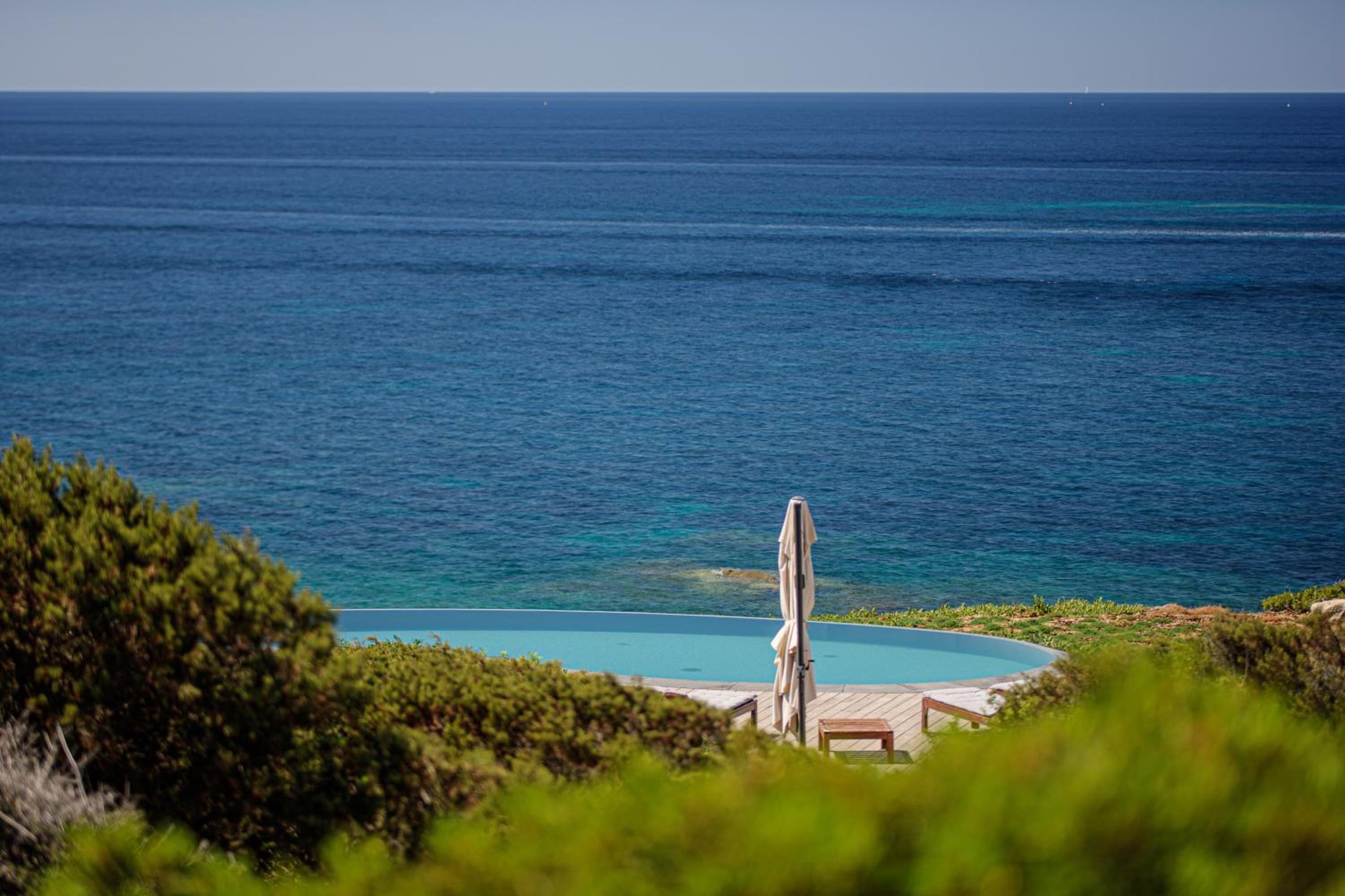 Pedra - Seaside & pool villa in wild Mediterranean view 4