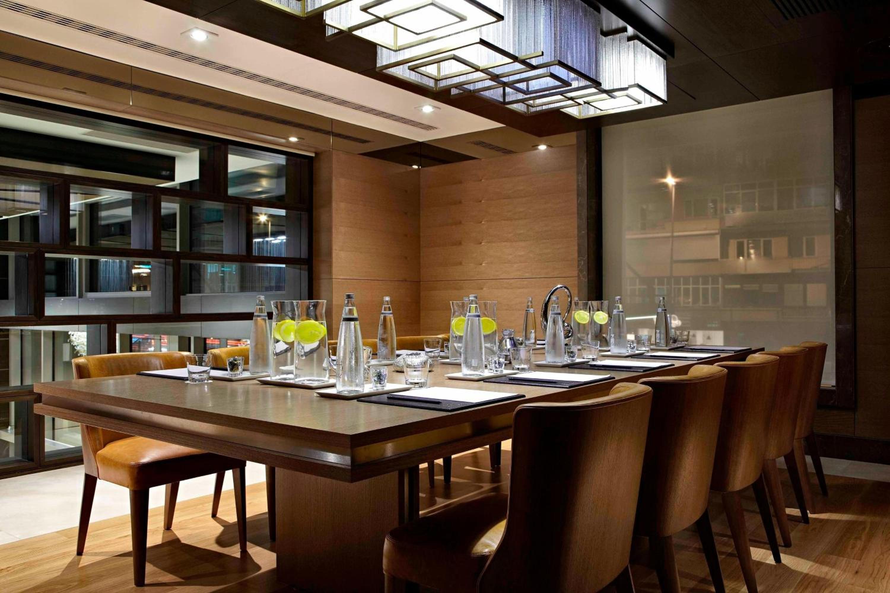 Renaissance İstanbul Polat Bosphorus Otel - Image 73