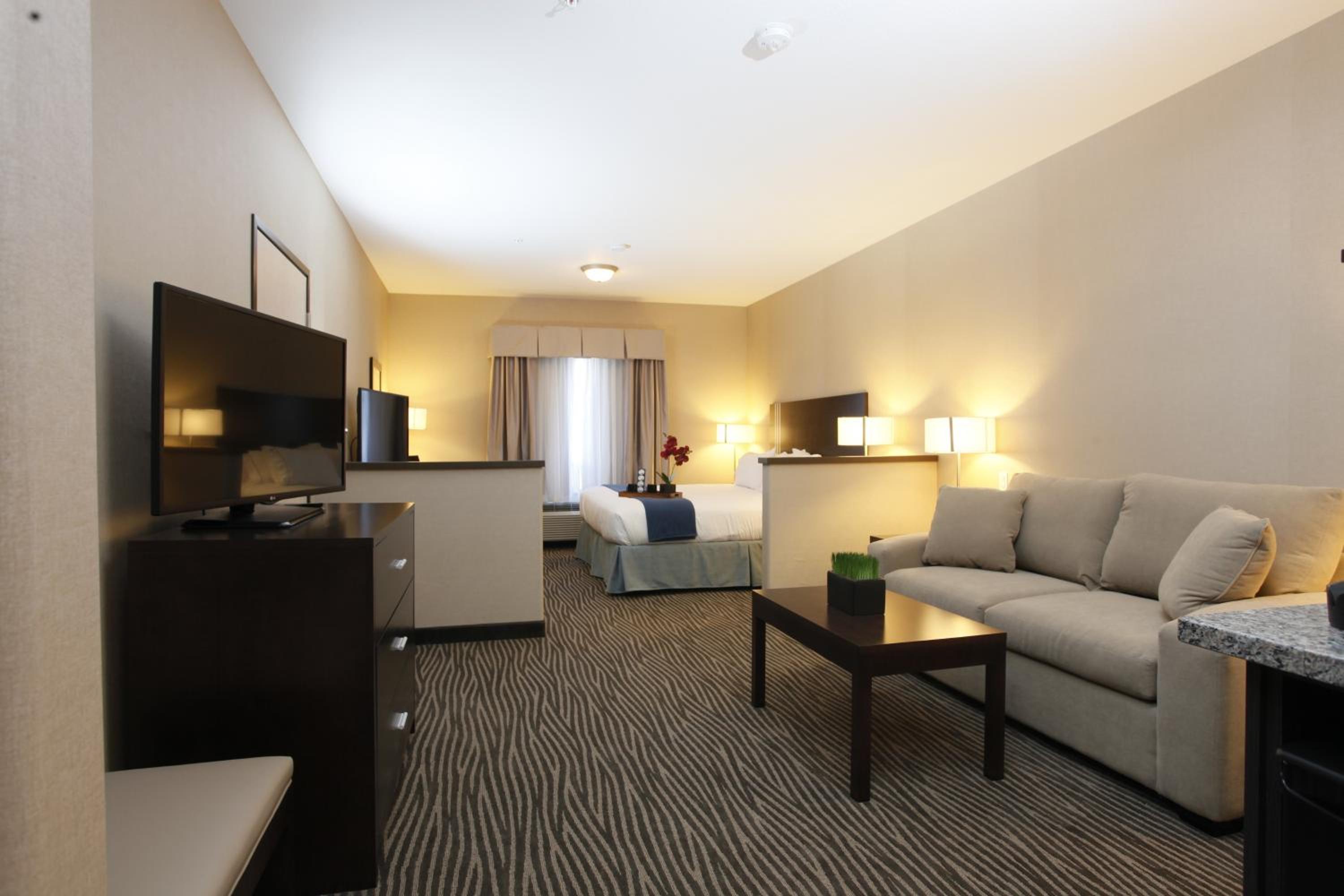 Holiday Inn Express Fort St John by IHG