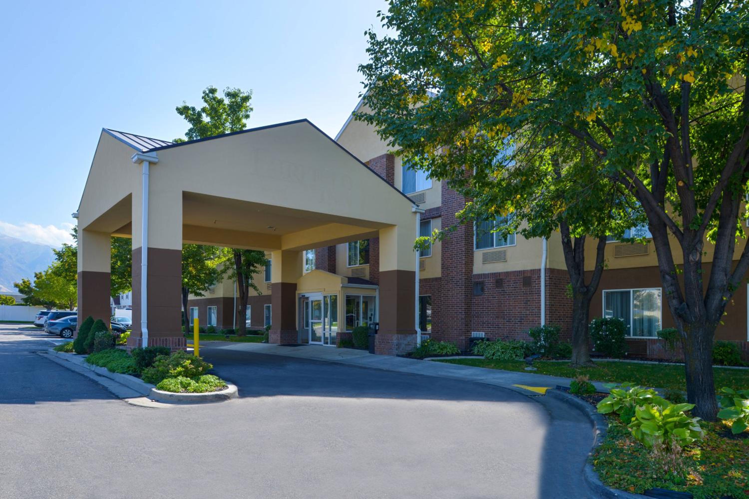 Ogden Vacations - Fairfield Inn Salt Lake City Layton - Property Image 3