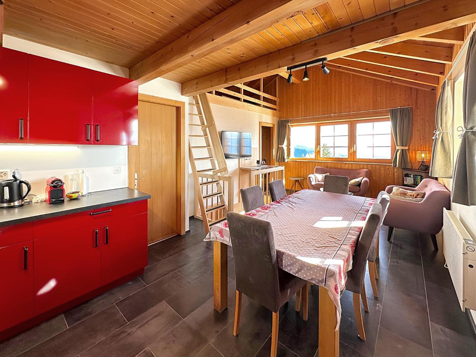 Tiny House facing the Alps - Ski in, Ski out view 4