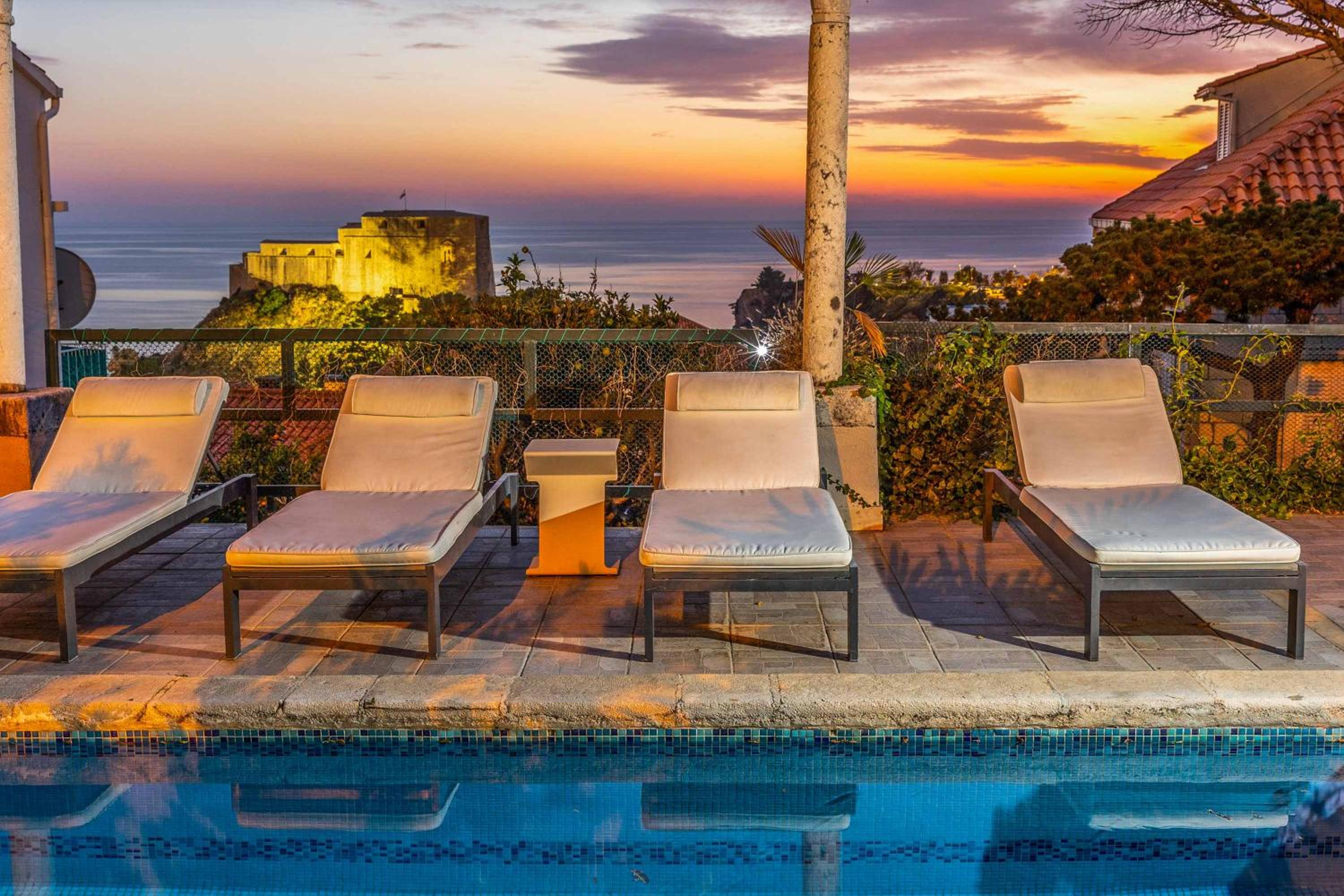 Villa Salt Water