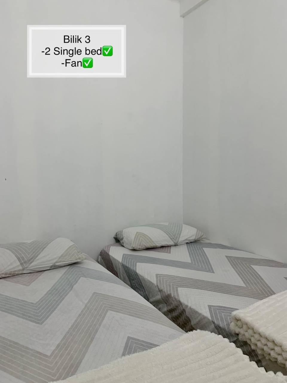 Homestay Kuala Terengganu near Batu Burok, Hospital HSNZ, KTCC Mall, Drawbridge B photo 5