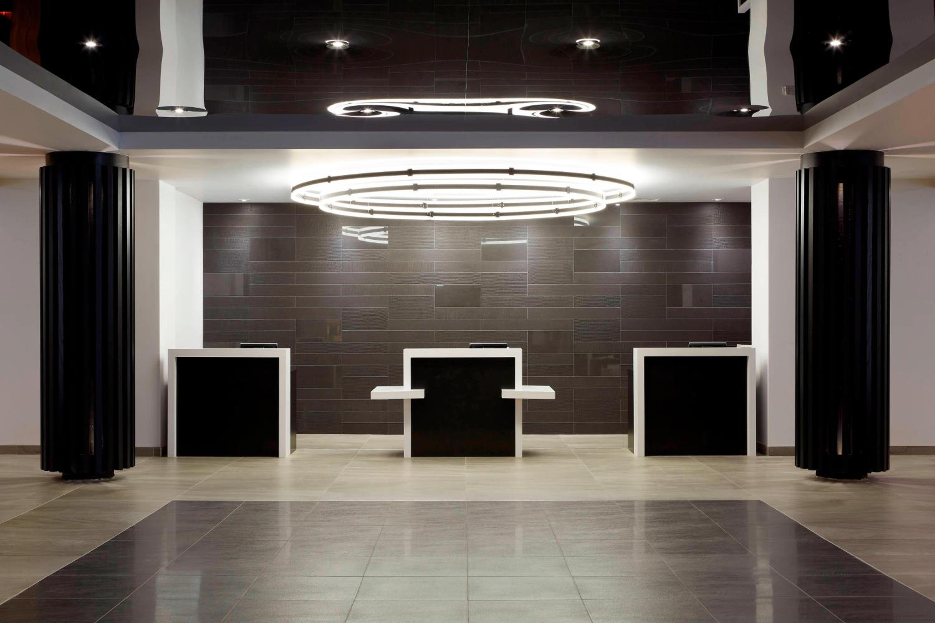 Trois-rivieres Vacations - Delta Hotels by Marriott Trois Rivieres Conference Centre - Property Image 8